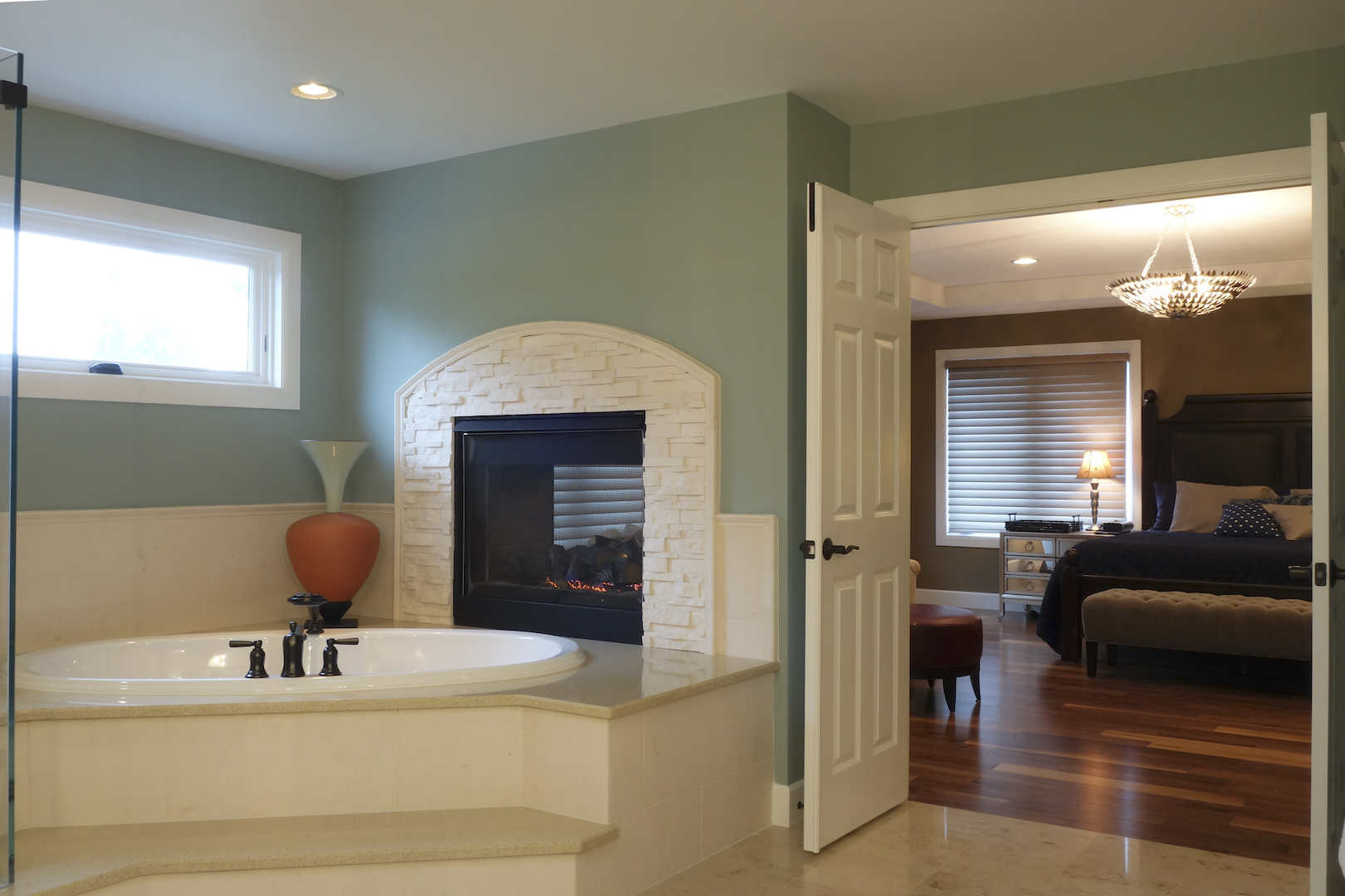 Master Bath-2.jpeg