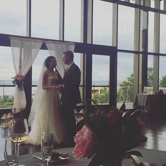 @norademun and Colin and their first dance ❤️ #demunkriegerwedding #firstdance #whatabeautifulwedding