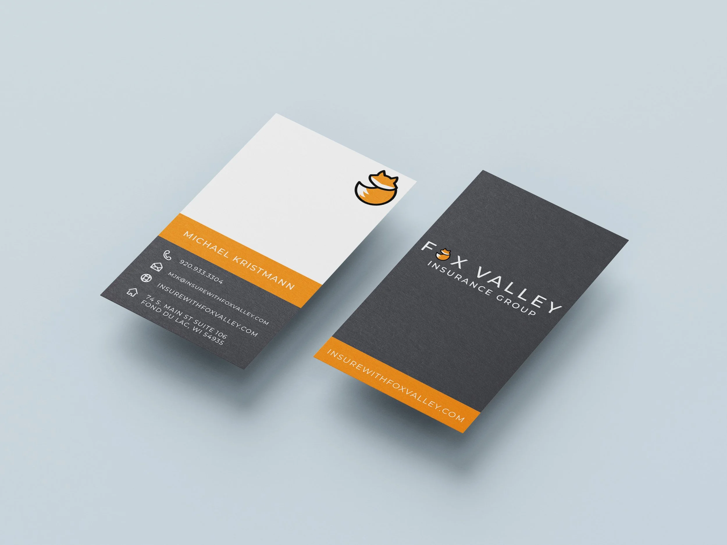 Free_3,5x2in_Business_Card_Mockup_2 (1).jpg