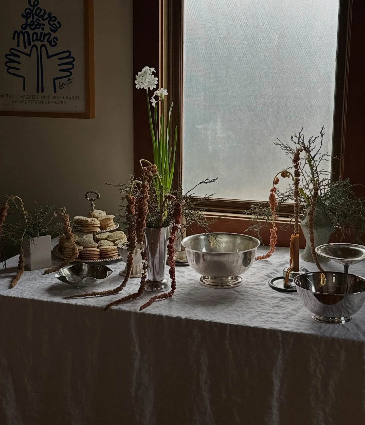 Last night I had my second annual holiday party for freelancers and didn&rsquo;t take a single photo, of course. So here&rsquo;s one of the morning before when I was setting up, and a few of @hannahdferrara&rsquo;s photos. :)

I had this idea years a