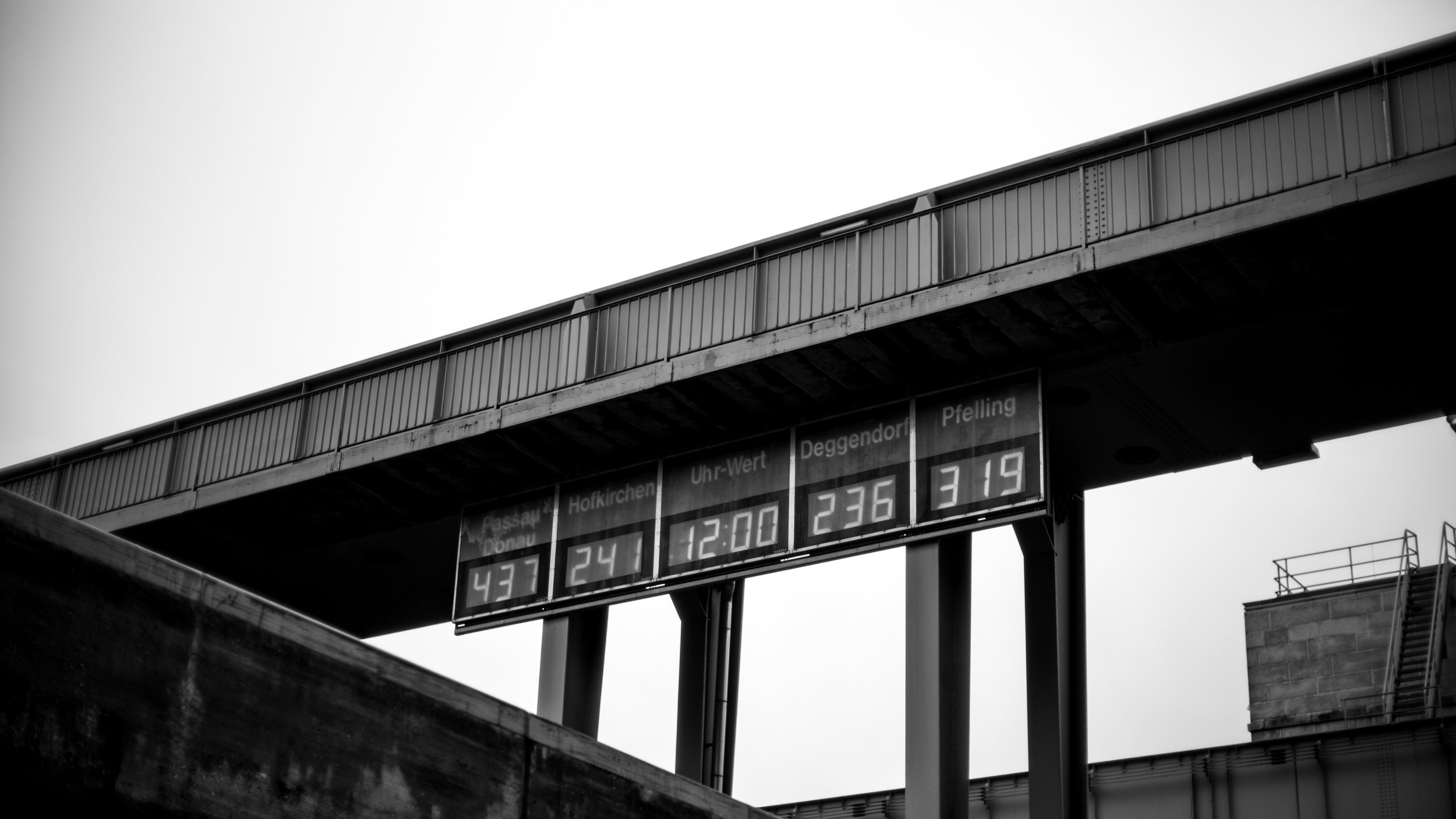  A sign on one of the locks and waterways on the Danube River. This lock separates the boundary between Austria and Germany.