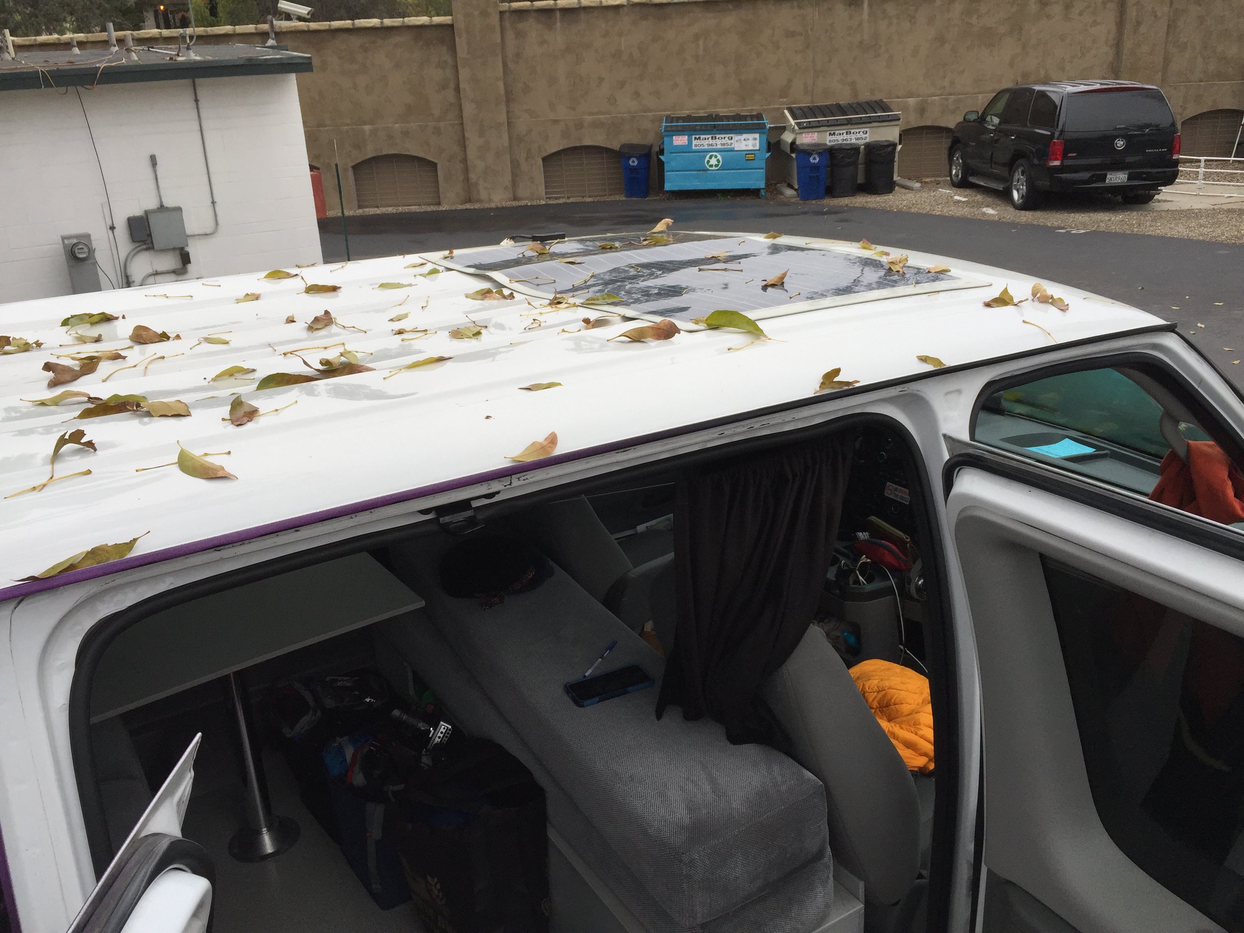 Ok, not the best photo ever, but you can see the solar panel on the roof of the van