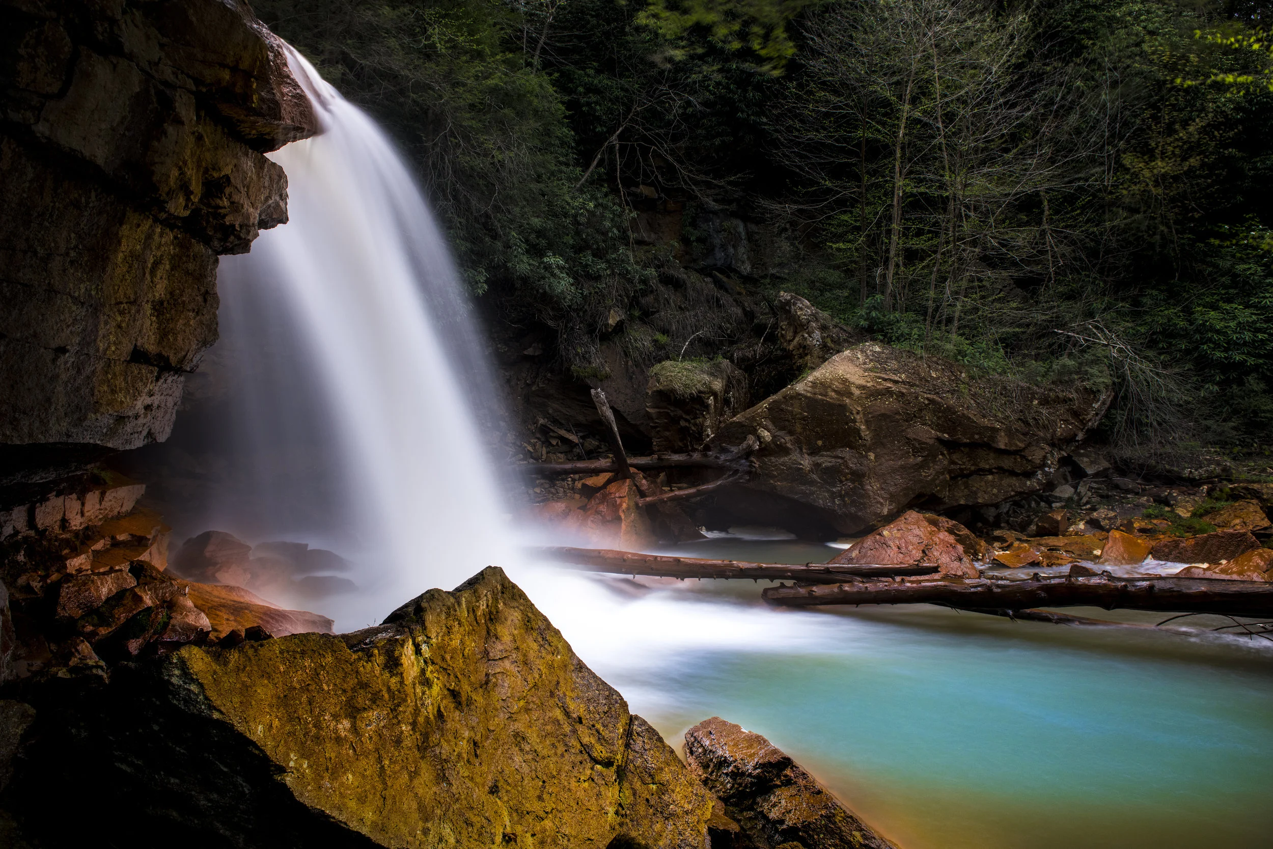 Douglas Falls, as seen from the side. The rocks radiated a yellowish-orange that was unlike anything I had ever seen before.