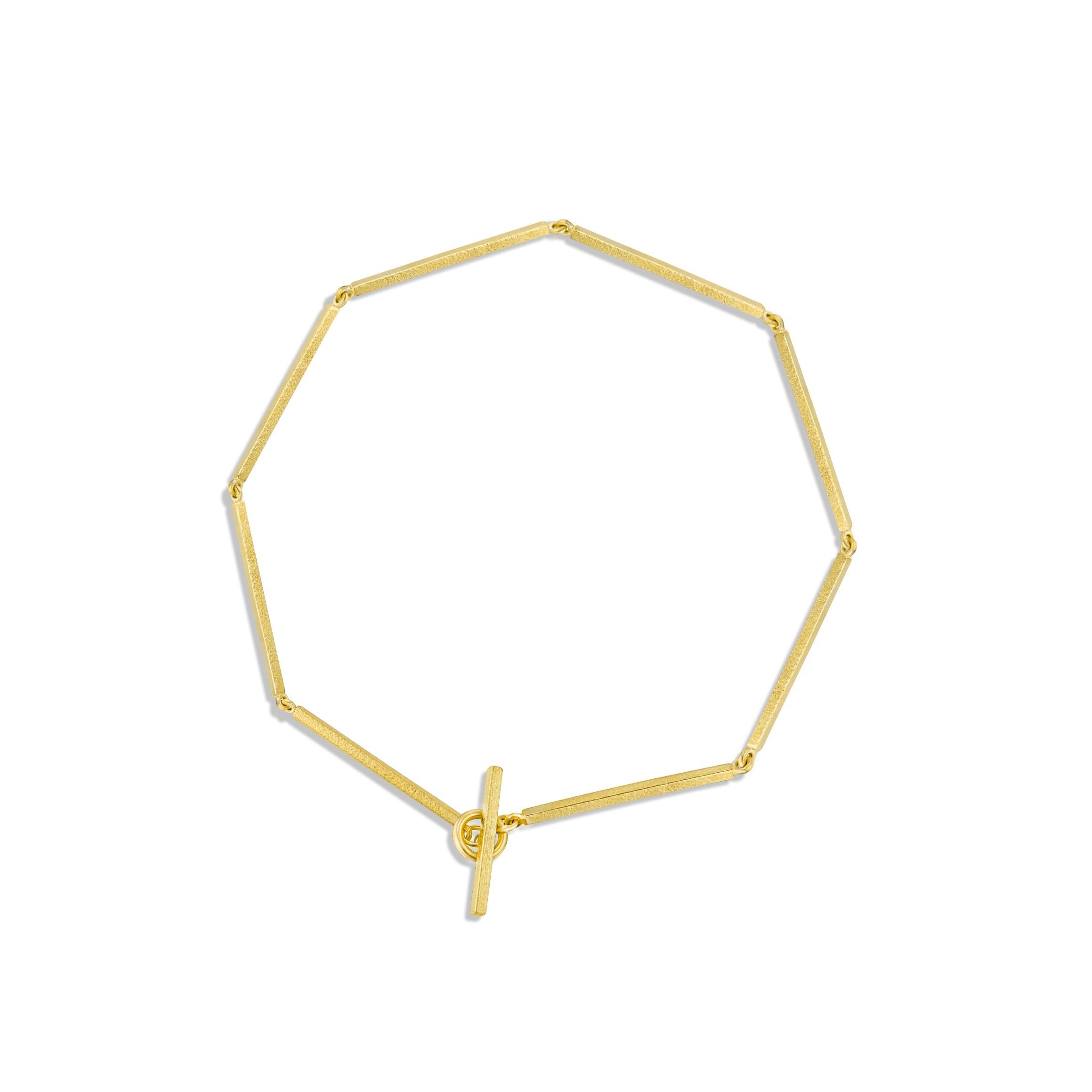 vertexlink bracelet, textured gold links, gold link bracelet, toggle and catch, gold, recycled gold, handmade, fine jewelry, jewelry, bracelet, delicate bracelet, Elliot Gaskin, New York City