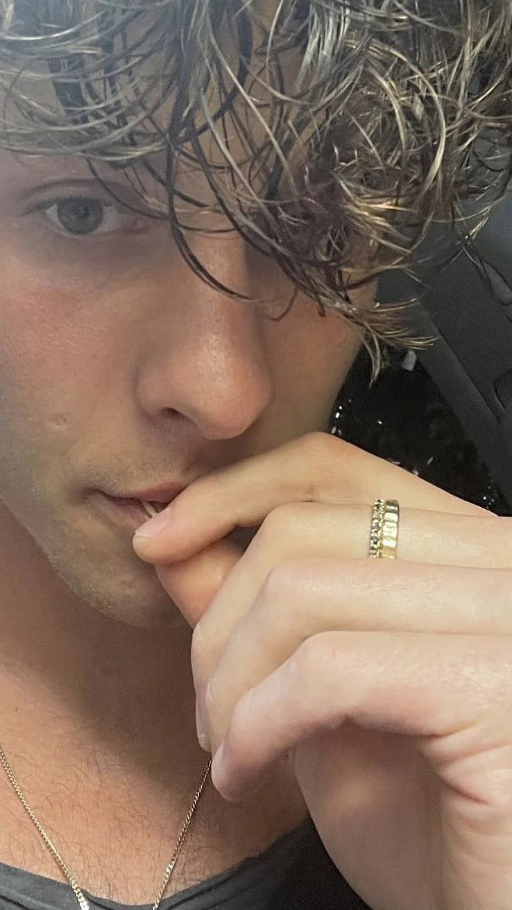 Shawn Mendes ring, Met Gala, GQ magazine, rustic gold band