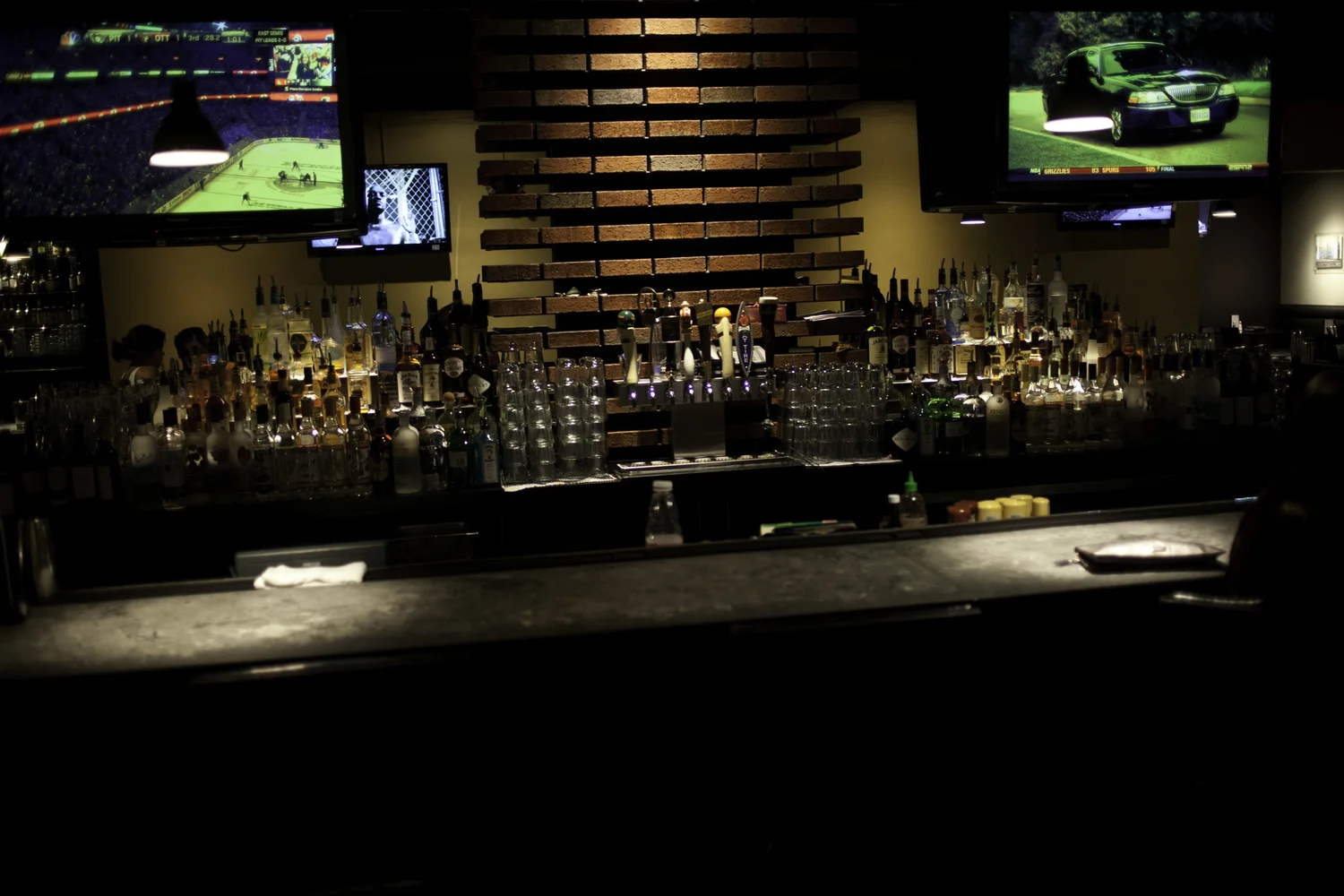 Bar photo 1