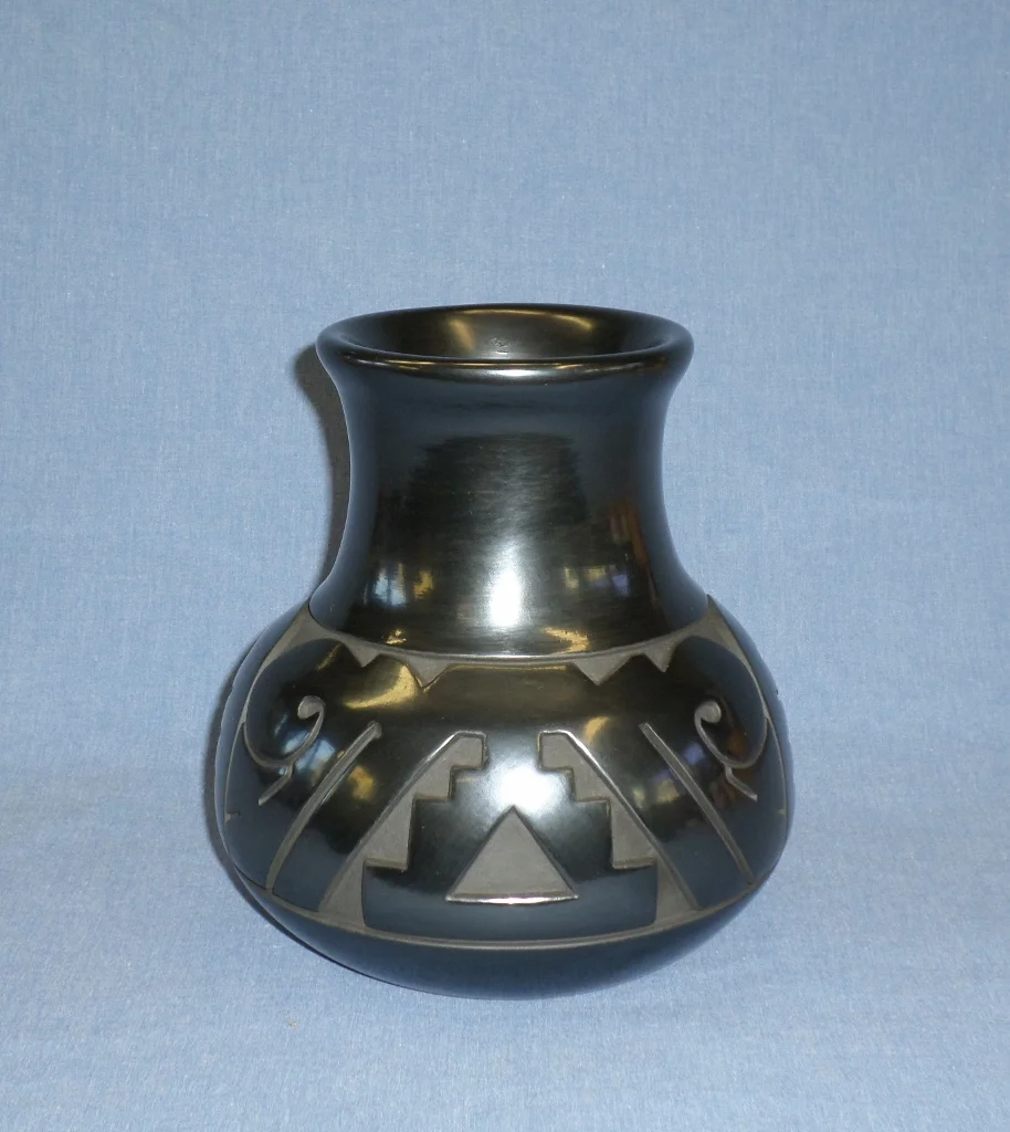 7-1/2" H X 7" Dia. Price: Available at King Galleries of Scottsdal