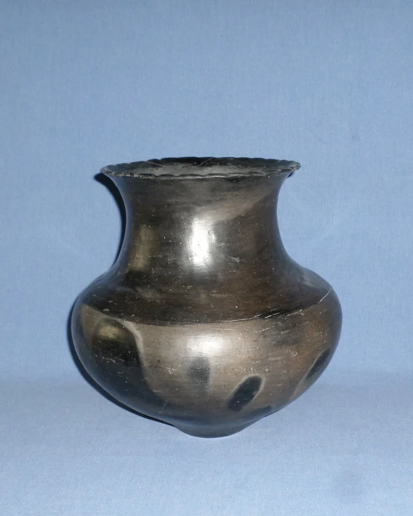 Black Water Jar Plain with Water Drop Lip 11-1/4" H X 11-1/2" Dia. Price: $26,000.