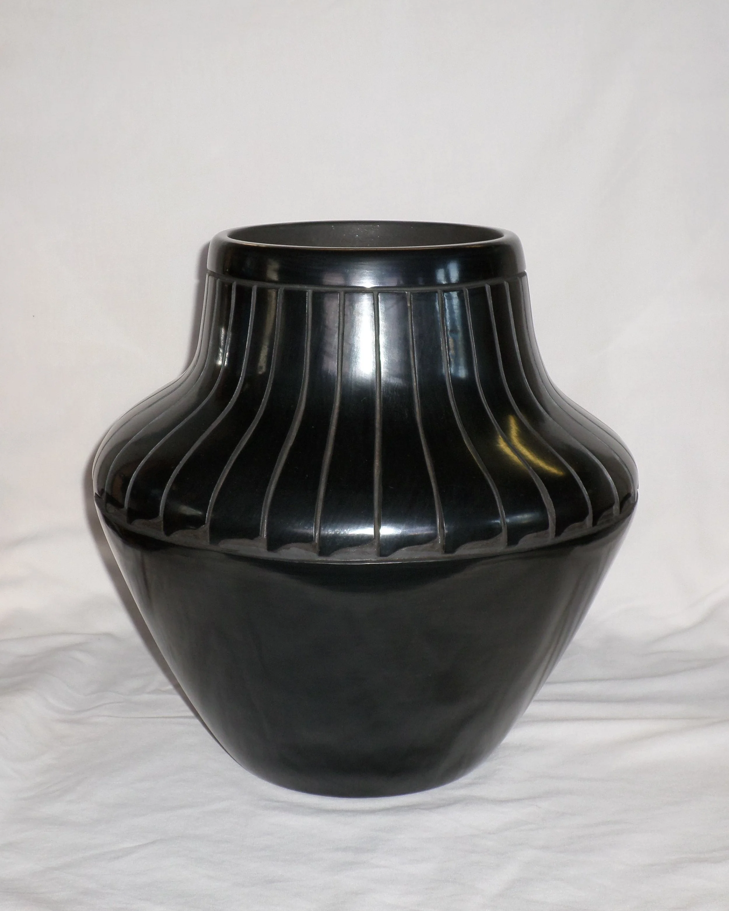 Black Feather Design Water Jar 12-1/4" H X 12-3/8" Dia. Price: $2,800.