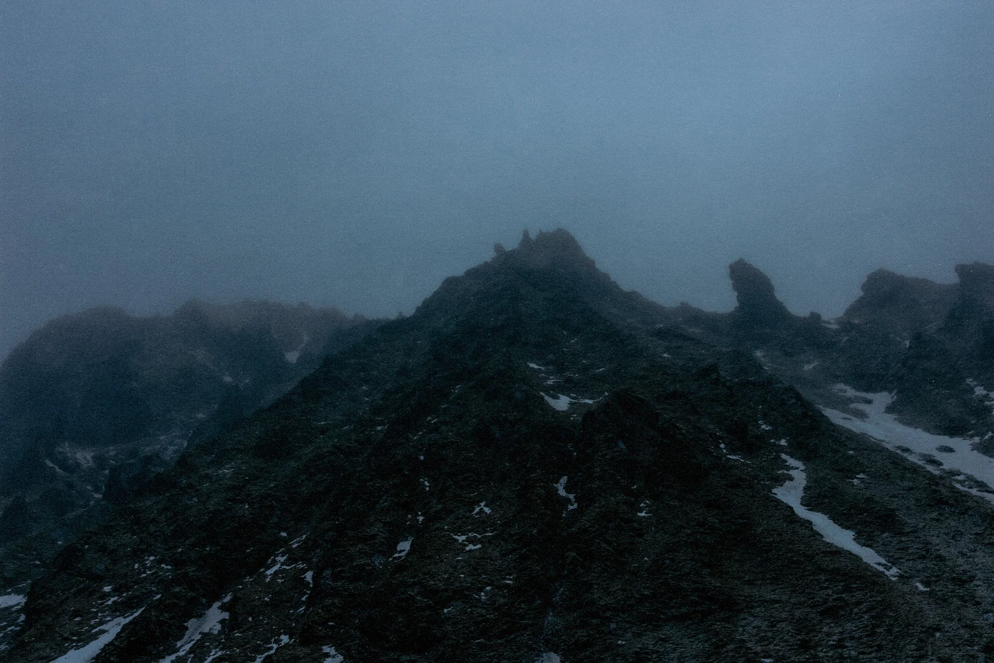 STRAND_SITKA_HYPERDOWN JACKET_2024 (41).jpg