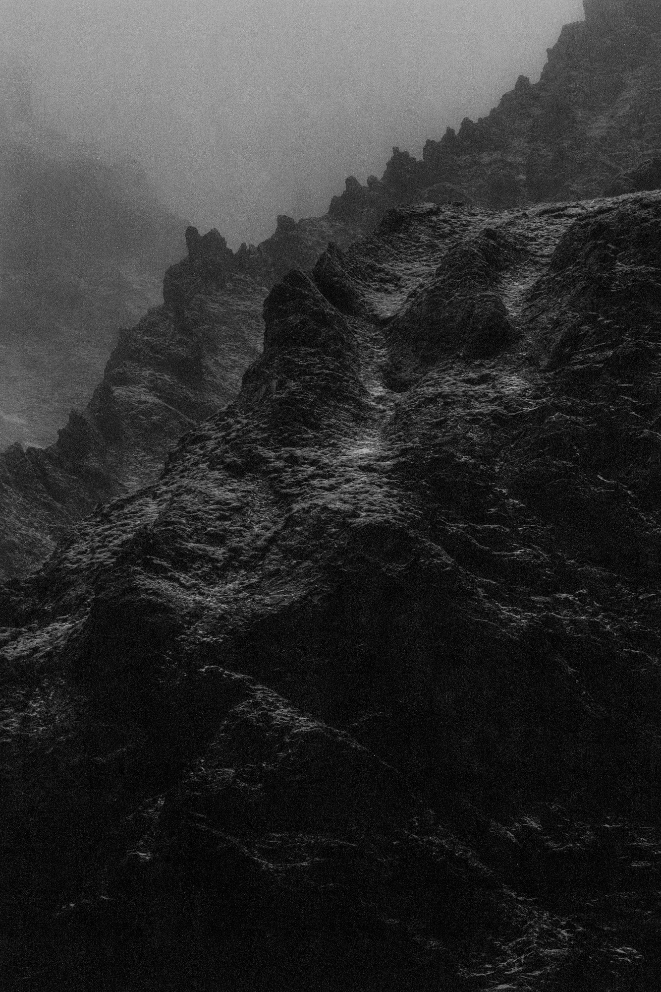 STRAND_SITKA_HYPERDOWN JACKET_2024 (47).jpg