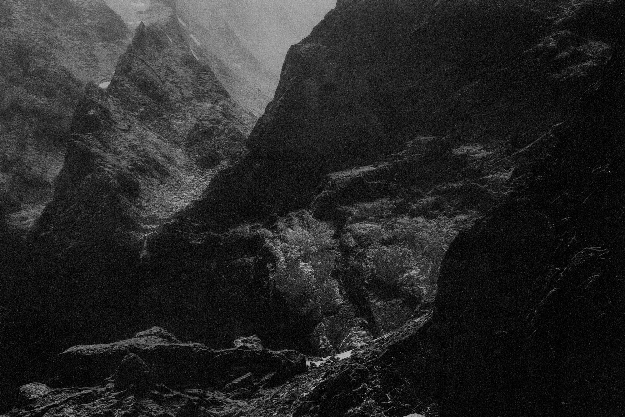 STRAND_SITKA_HYPERDOWN JACKET_2024 (57).jpg