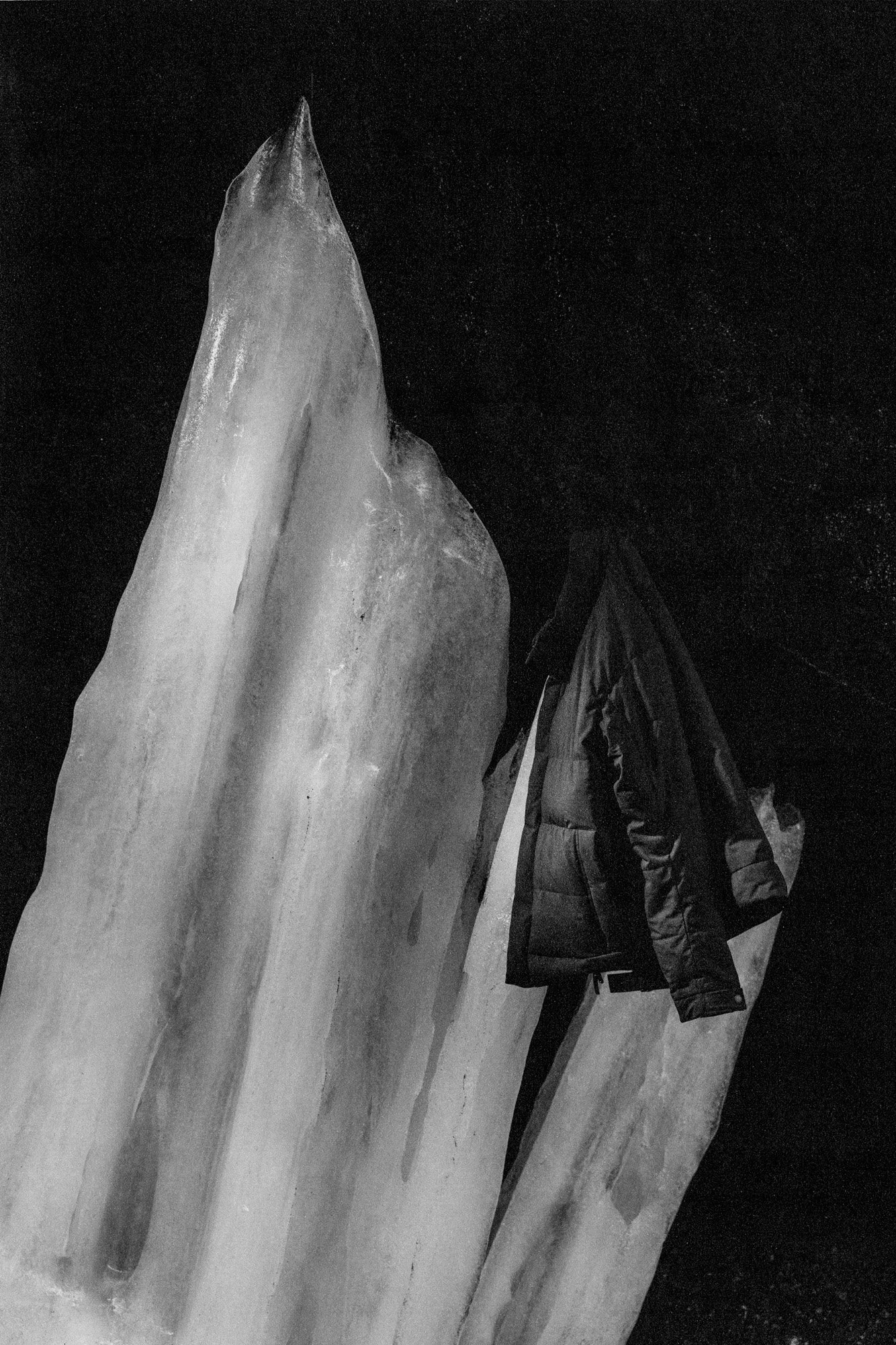 STRAND_SITKA_HYPERDOWN JACKET_2024 (86).jpg