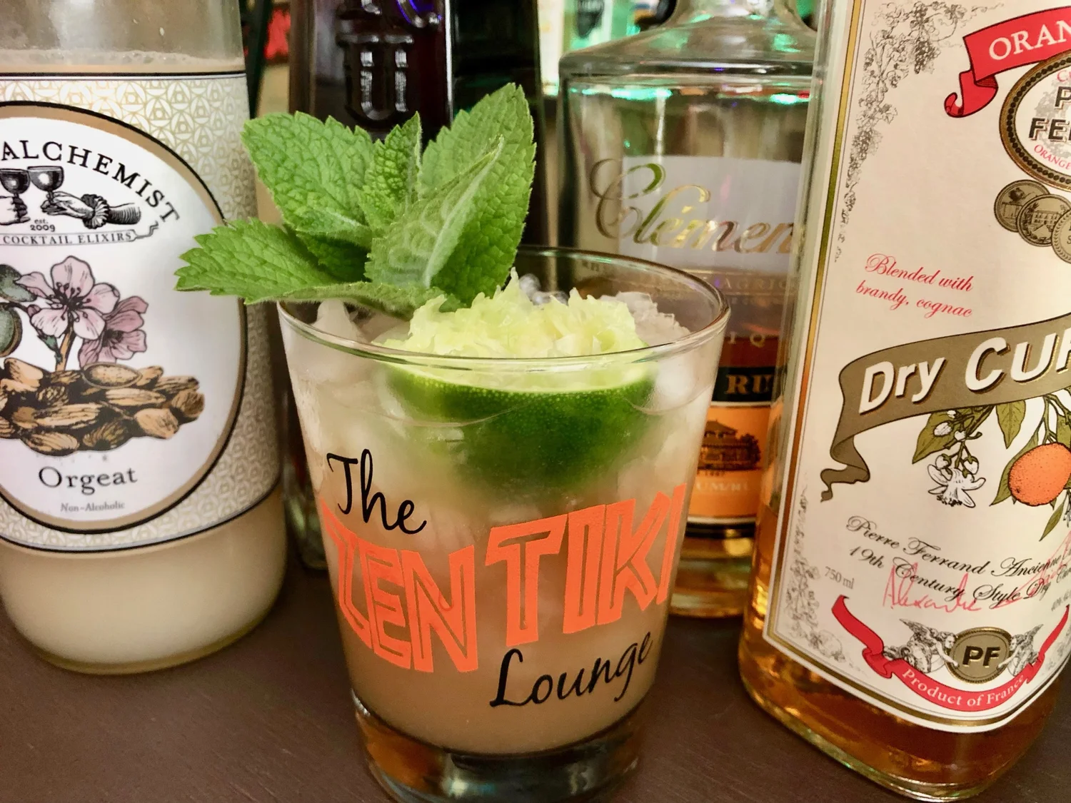 416 Sipping A Classic 1944 Trader Vic's Mai Tai While Not At Tiki Oasis episode artwork