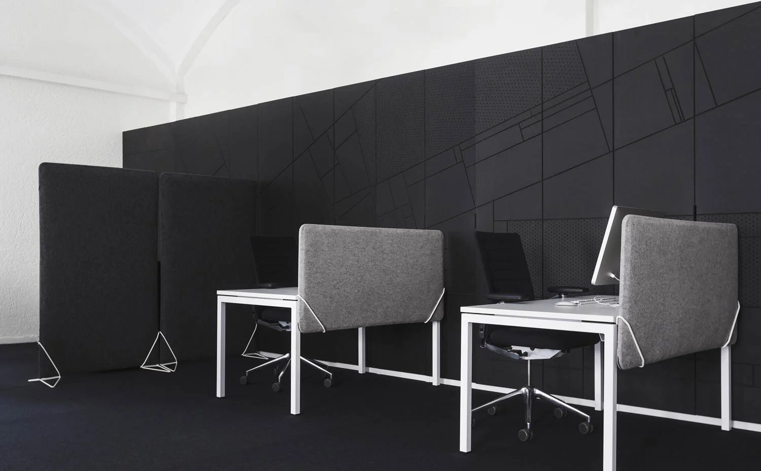 FeltsScreen bordskjerm