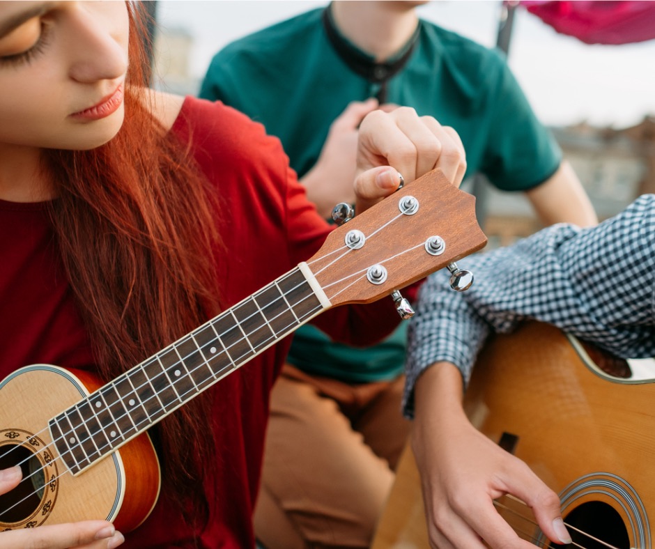 guitar-ukulele-string-instrument-music-culture-art-picture-id905209176.jpg
