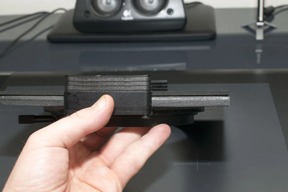 With the stray light blocked out there are no issues stacking 3 filters, to do this you need longer screws with an M2 thread (the 100mm system uses M2.5 so they wont fit). You can buy additional guide rails, I just used the ones from the 100mm system.