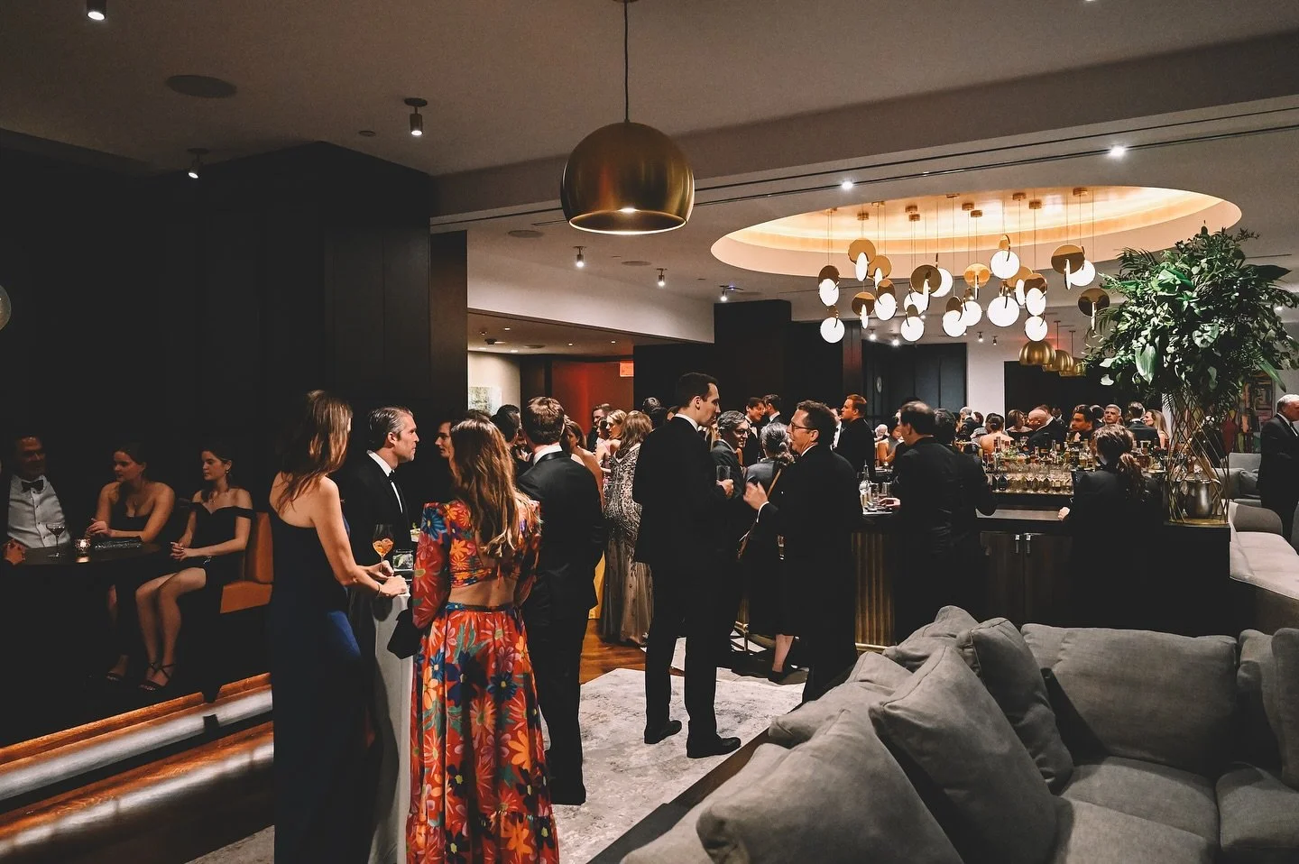 Cocktails In The Clouds
.
.
.
.
#robertcarlonewyork #nyc #nycwedding #nycweddingphotographer #nycweddingphotography #blacktie #nycevent #cocktails #champange #martini #love #cheers