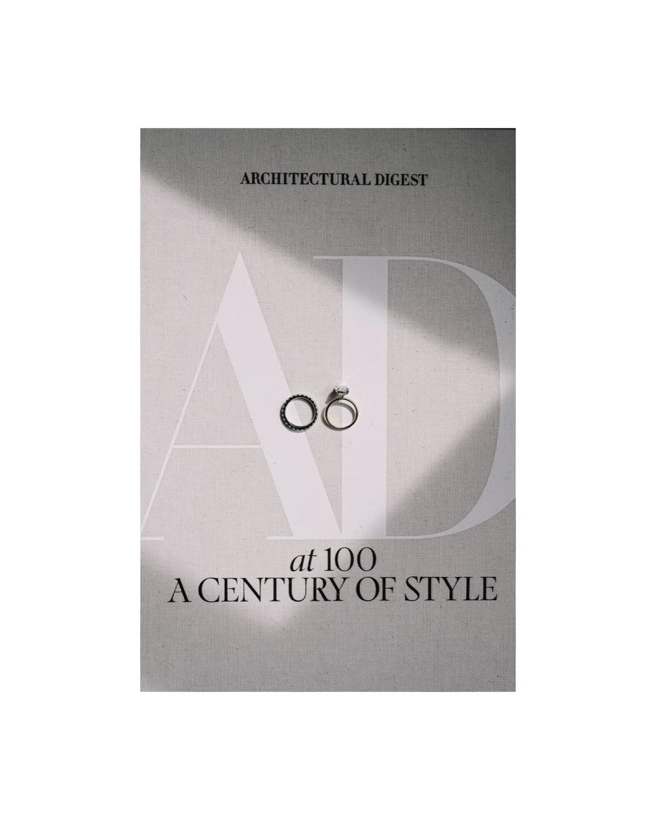 The Luxury Of Love 
.
.
.
.
#robertcarlonewyork #nyc #nycweddingphotographer #nycwedding #diamonds #engagementring #love #cheers