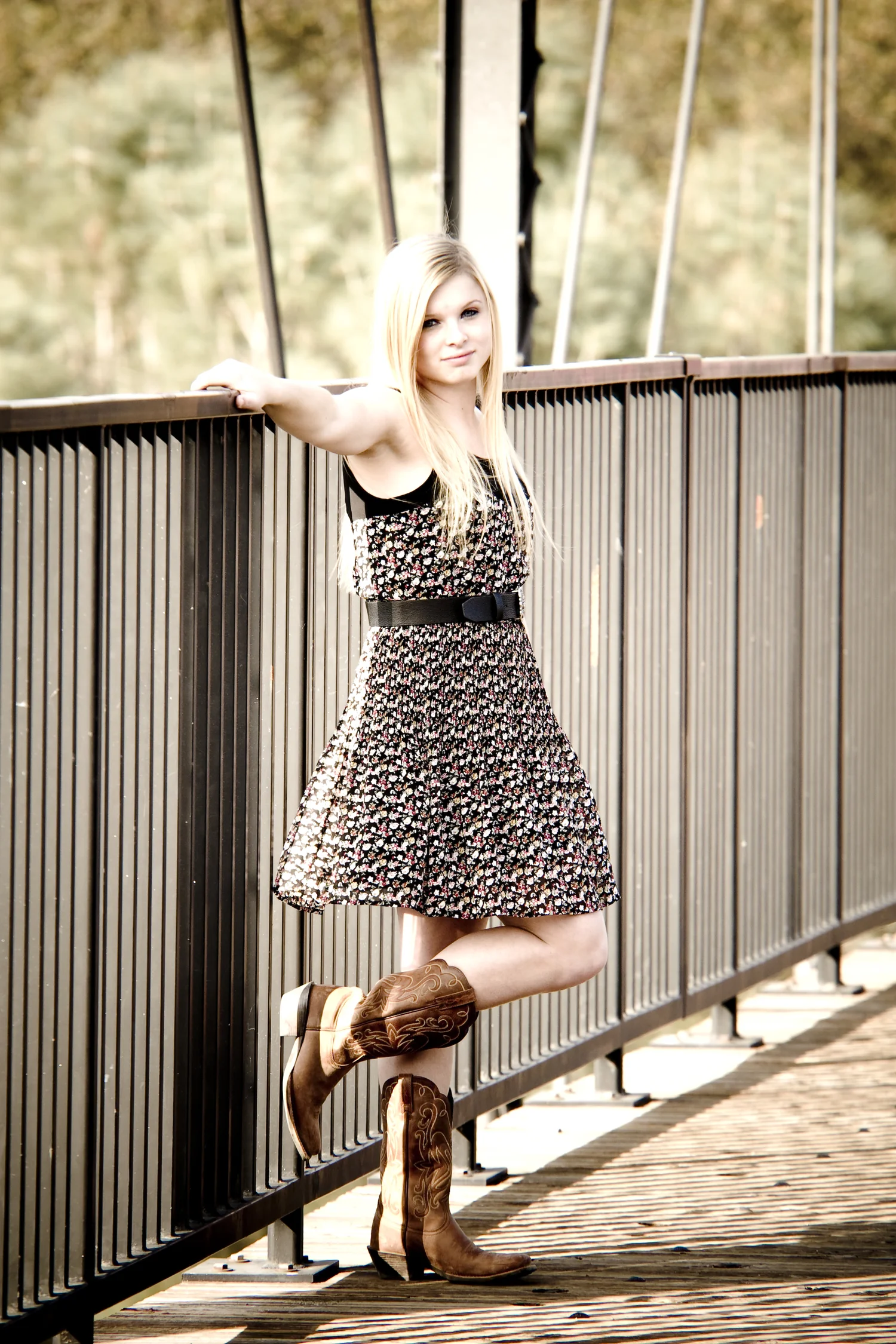 Jessica Sampson B&W Senior Photo 2012-11.jpg