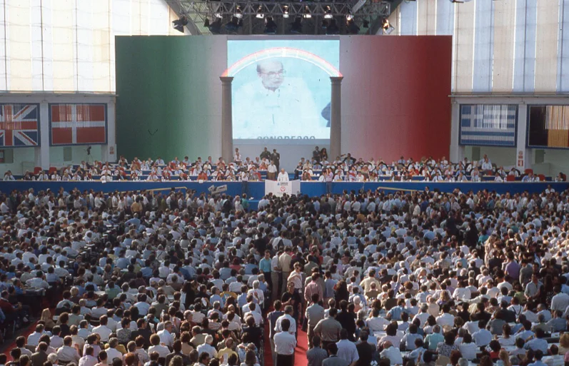 PSI Bari congress in 1991. Image credit: Alberto Peruzzo Editore