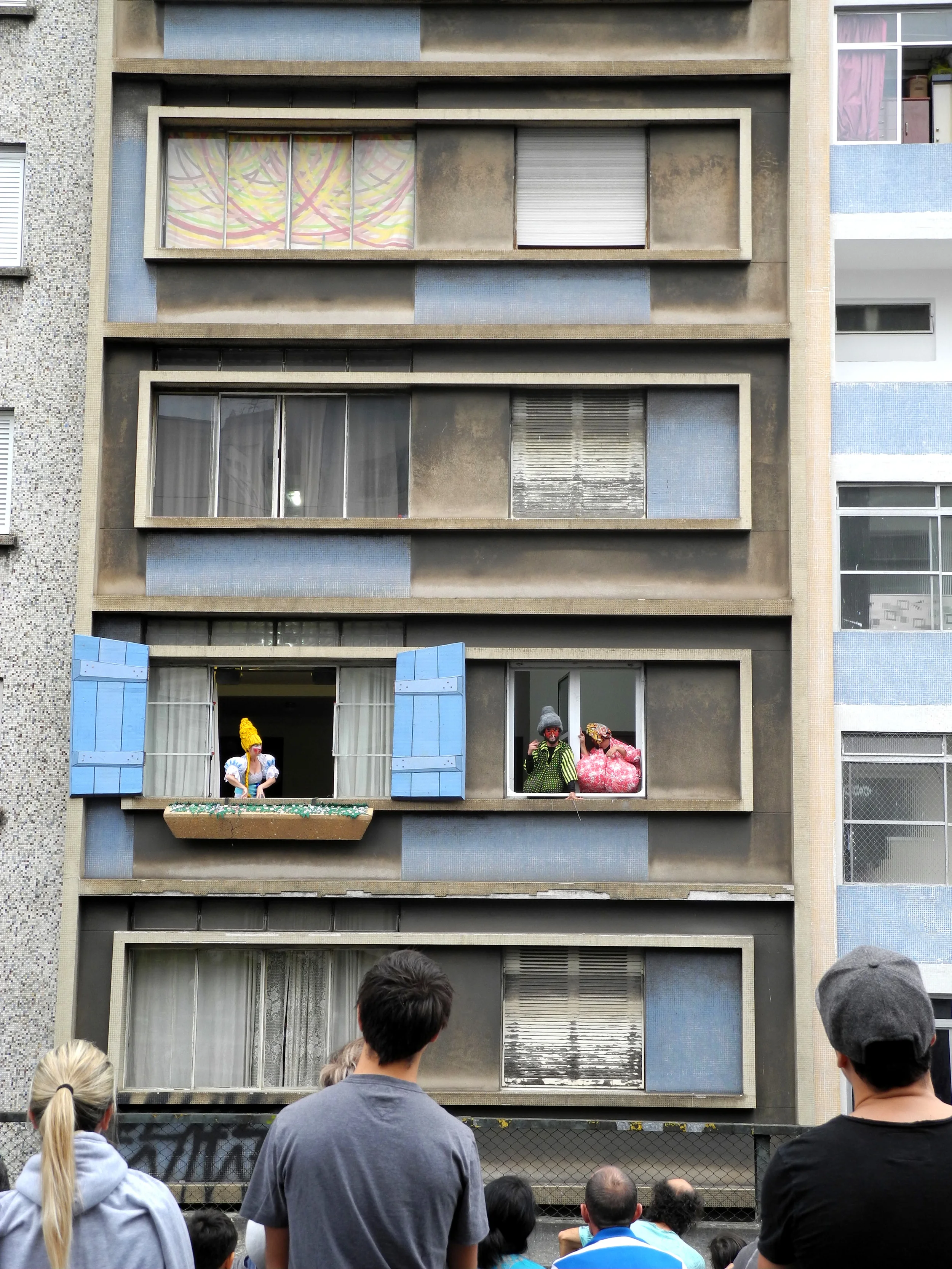 Minhocao_teater.jpg