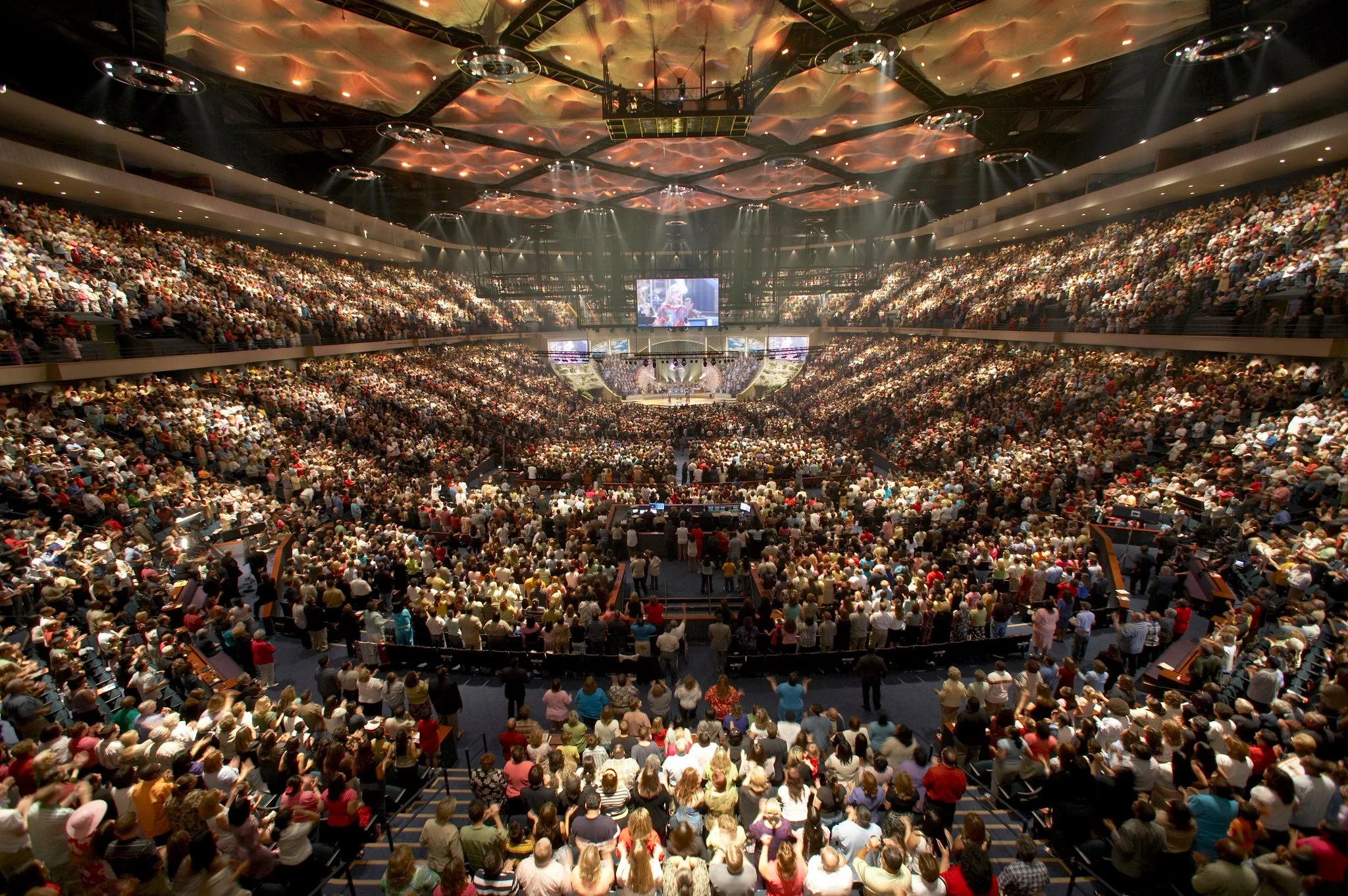 Lakewood Church, USAs største. Kilde: wiki commons