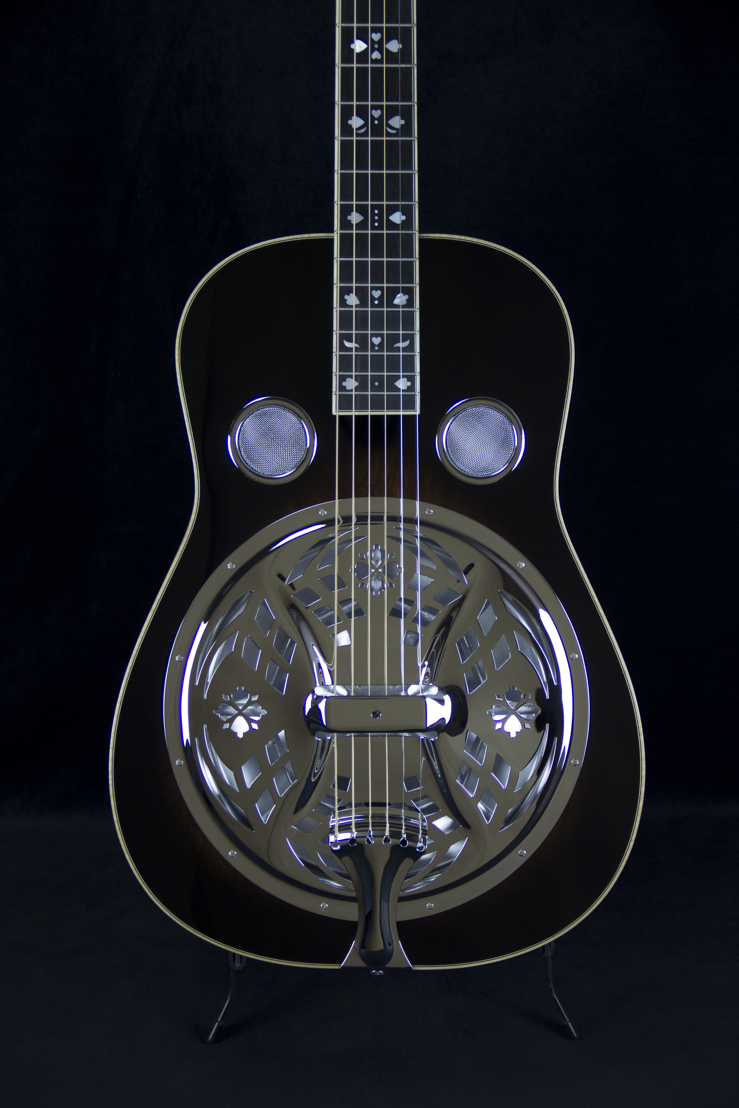 Hearts & Flowers™ on Beard Mike Auldridge Model (Tobacco burst)