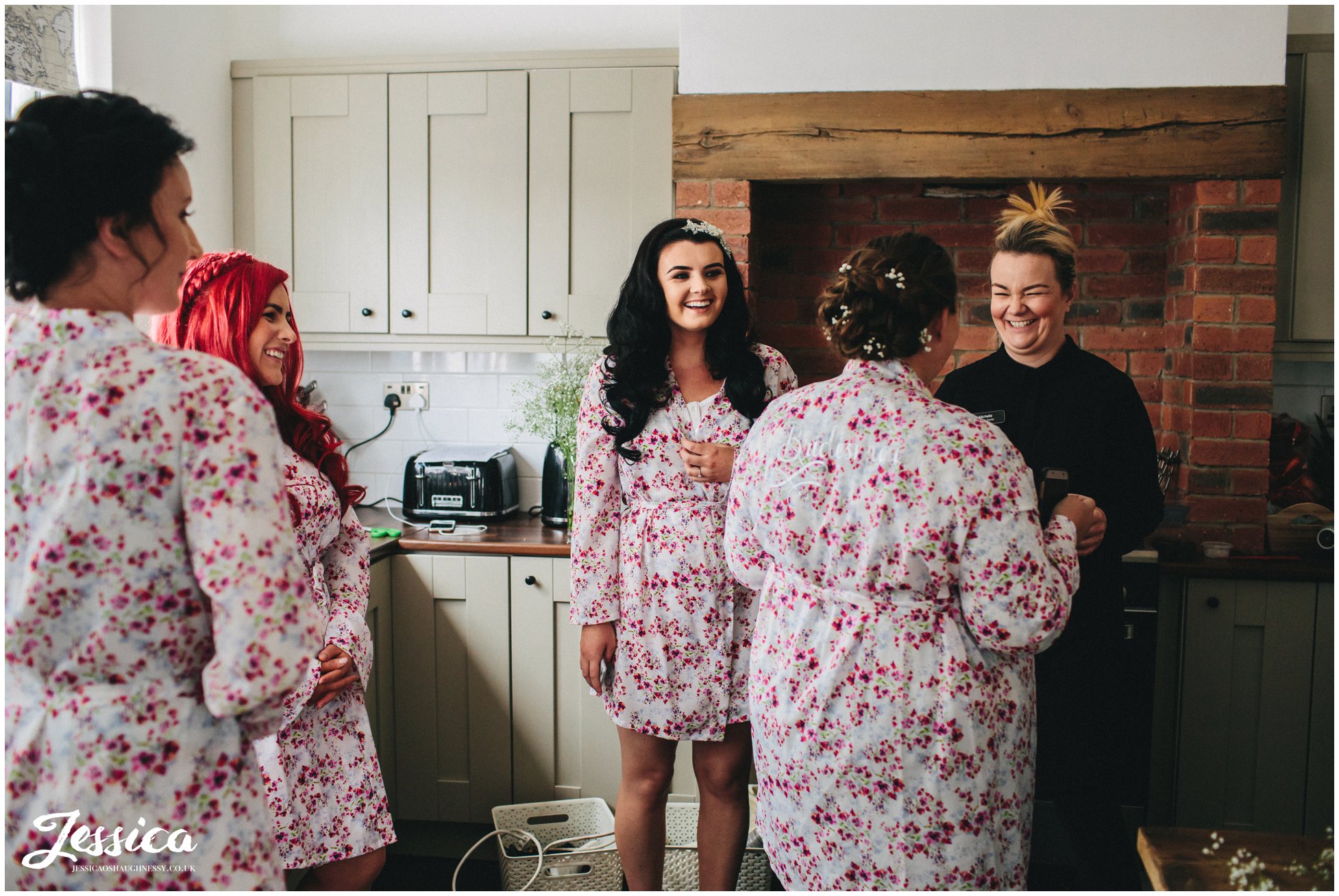 bride & maids get read for the wedding at ness gardens