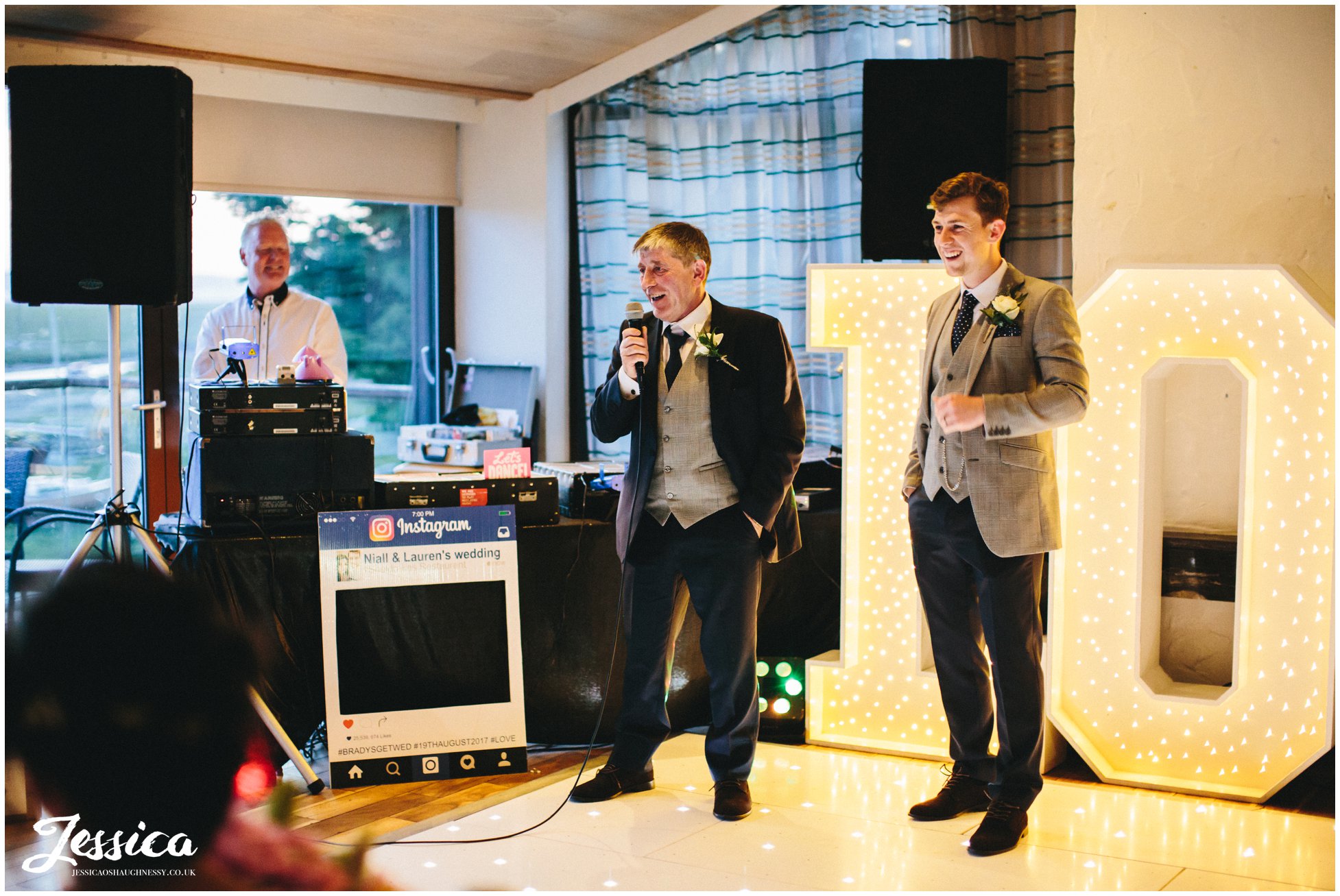 wirral wedding photography - father of the groom's speech