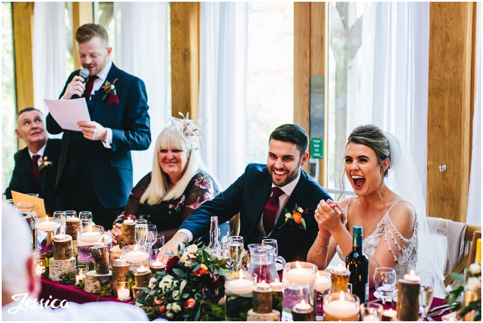 top table laugh during the best man speech