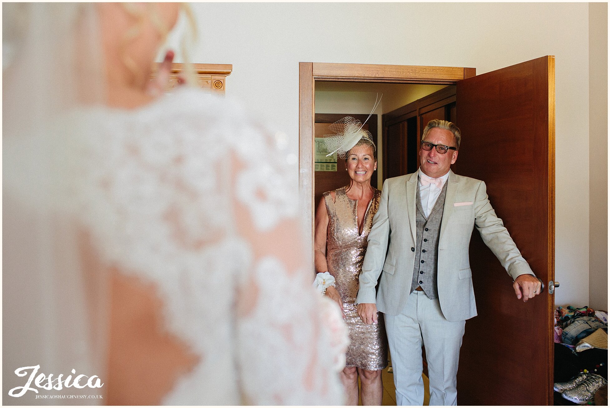 father of the brides amazing expression when he see's daughter for first time - destination wedding photographer