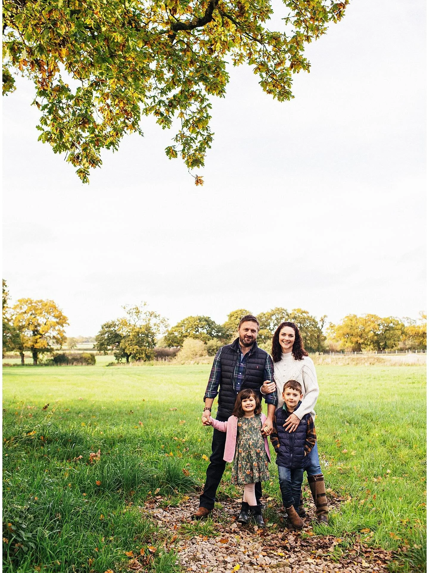 Autumn Family Session 🍂🎃🍁 

#cheshirefamilyphotographer #cheshirenewbornphotographer #cheshirematernityphotographer #baby #family #familygoals #tarporleyfamilyphotographer #familyphotography #familyphotography #newbornphotography