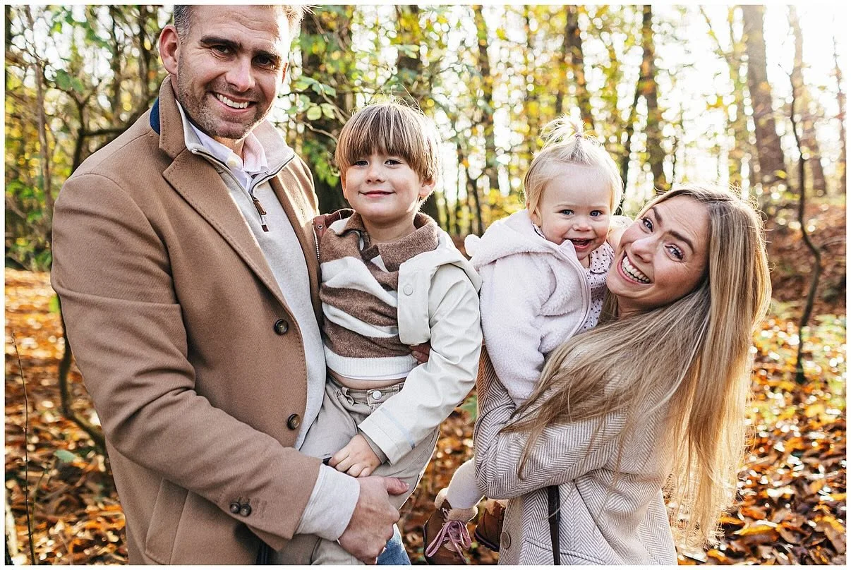 Autumn shoots are now over &amp; out! My next mini shoot days will be in the Spring so watch this space if you missed out this time 🍂🍁

#cheshirefamilyphotographer #cheshirenewbornphotographer #cheshirematernityphotographer #baby #family #familygoa