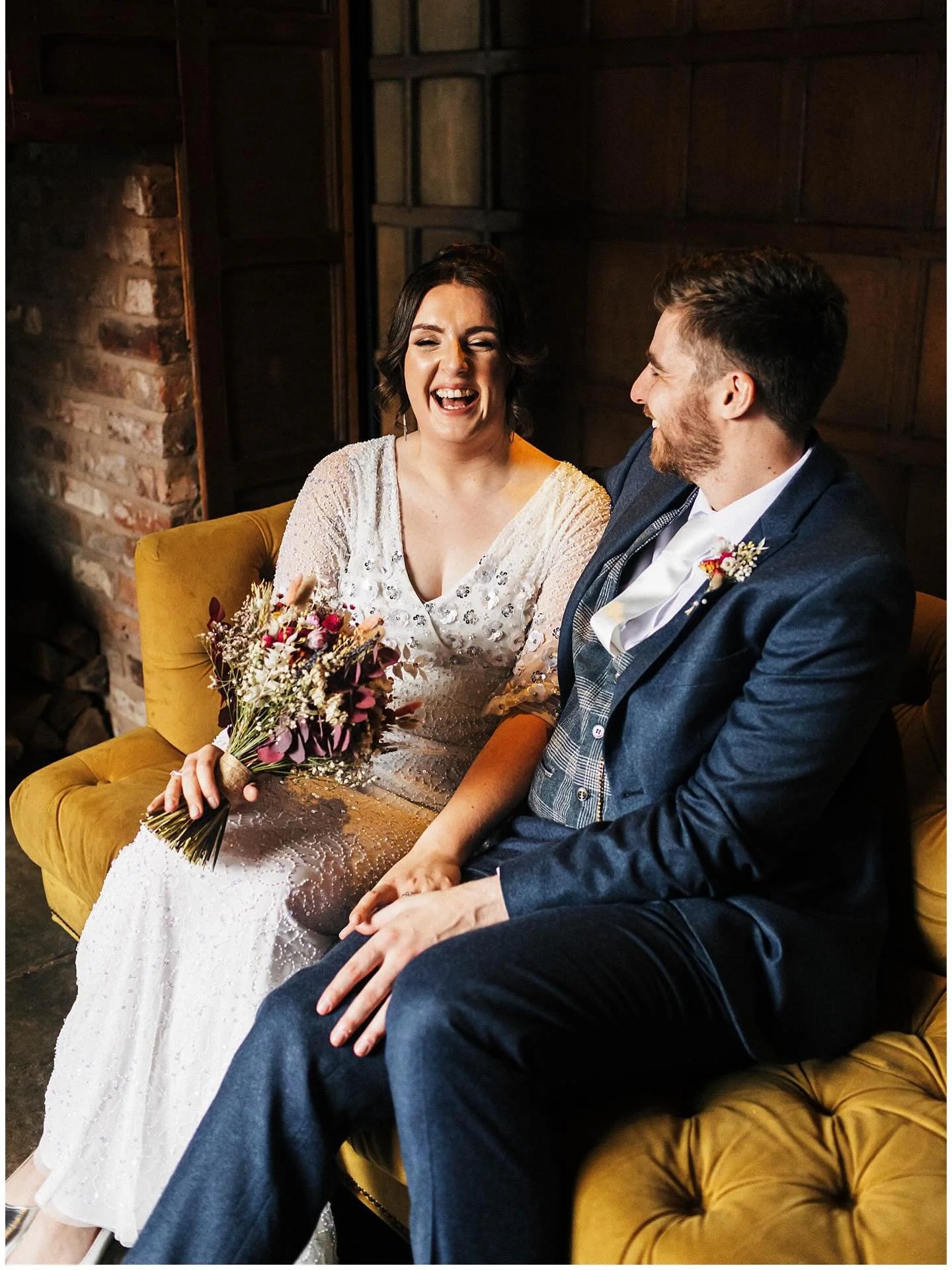 Another post on the grid for E &amp; D as there are just too many photos I wanted to share! 🪩 ❤️ 🍺 

#thevicarage #chesterwedding #chesterweddingphotographer 
#northwaleswedding #bride groom weddingphotography weddingphotographer justmarried weddin