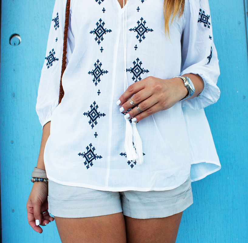 I adore the details stitching on the shirt as well as the tassels. 