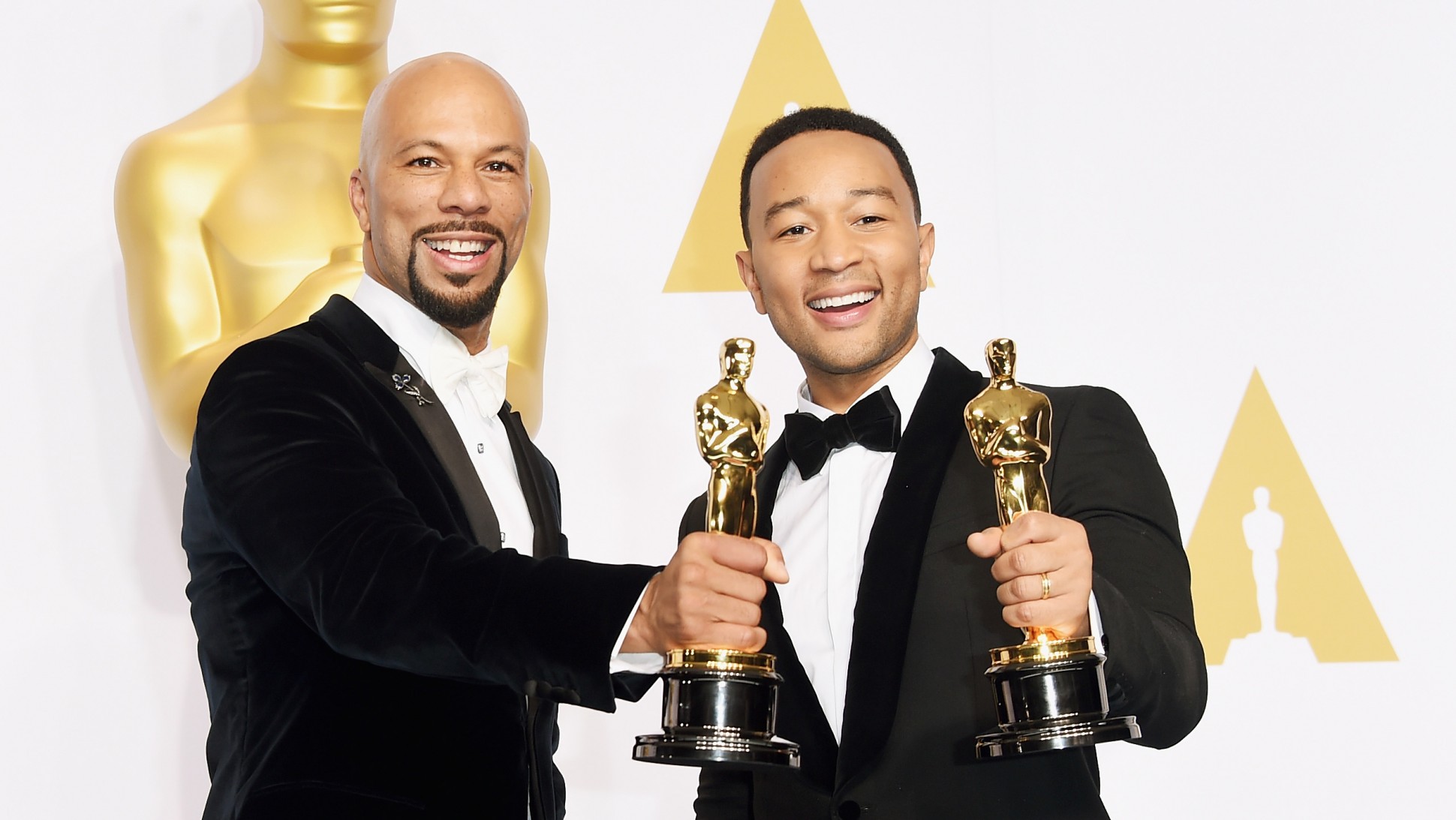 John Legend & Common's performance and acceptance speech was both powerful and moving. Brought tears to a lot of people eyes. Well spoken. 