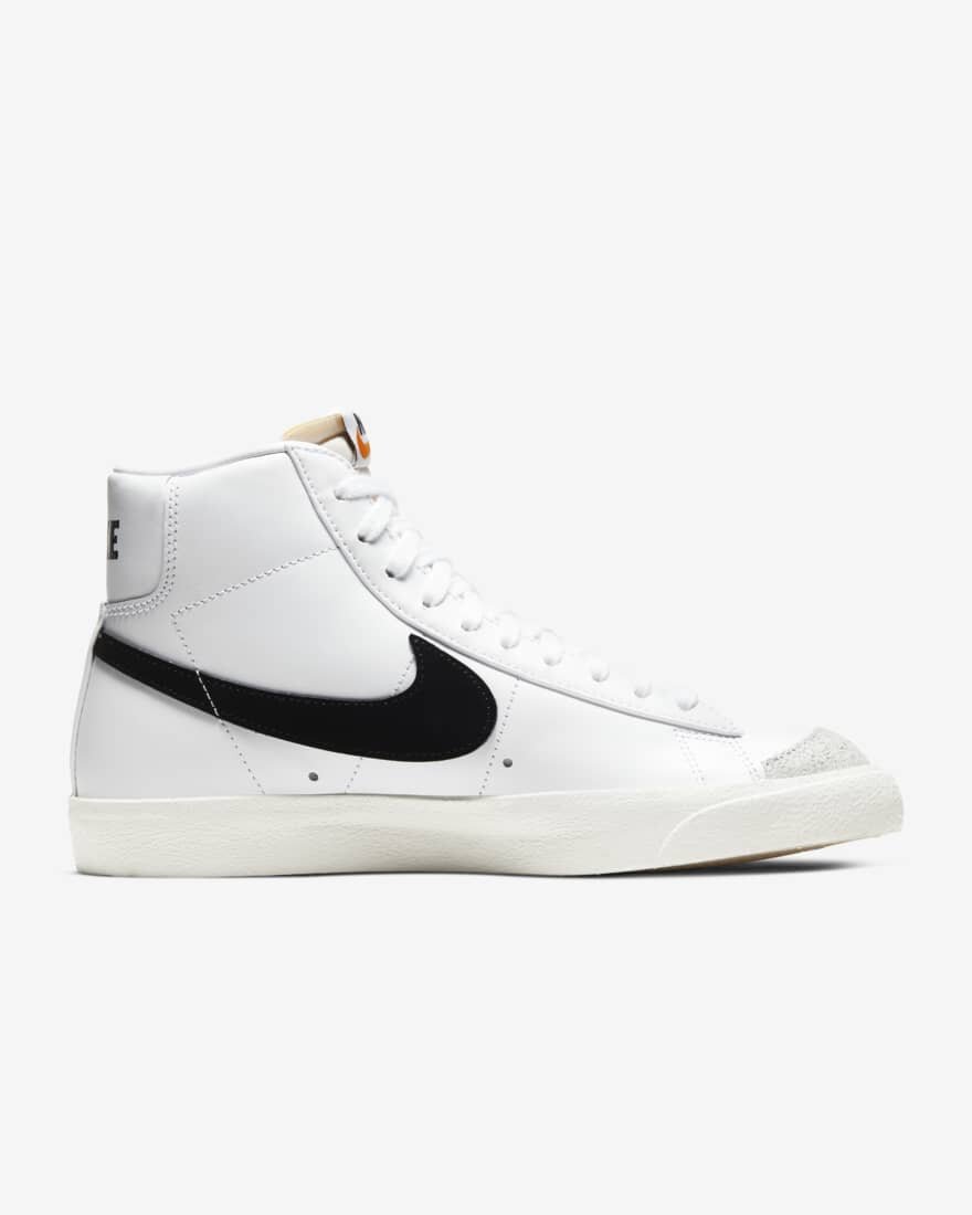 Nike Blazer Mid '77 trainers in white/black