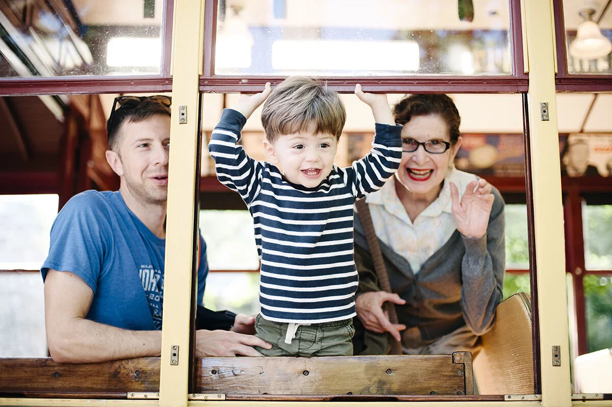 monday at the madhouse ~ bubie carole in town