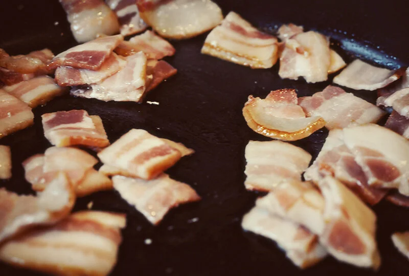 bucatini with bacon and tomato // altered from esquire magazine