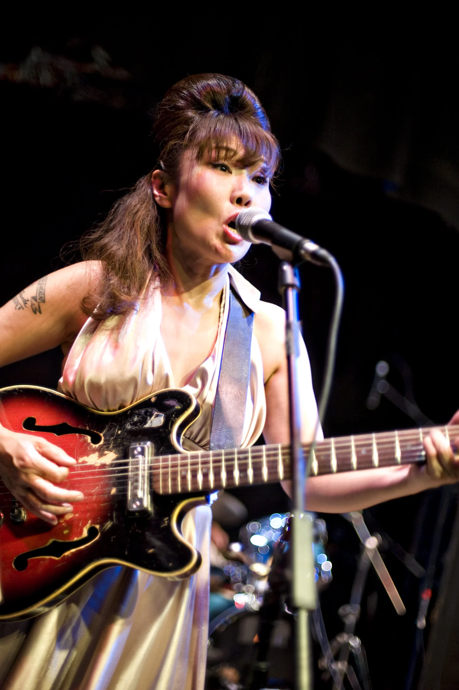 girls got rhythm at amsterdam (featuring ronnie spektor)