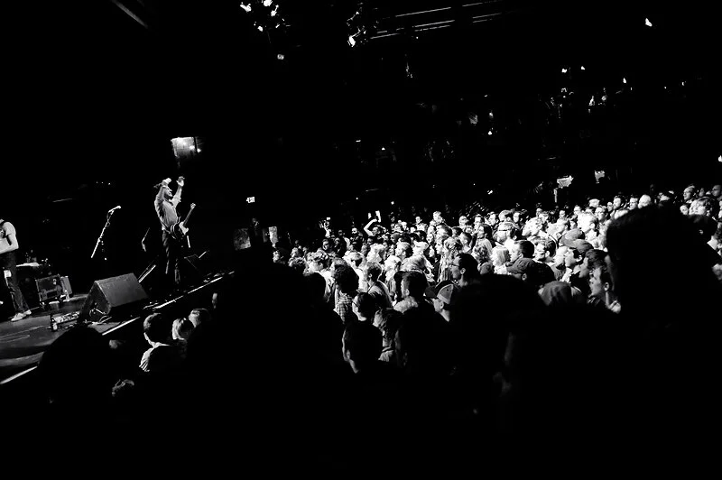 dawes and peter wolf crier at first ave