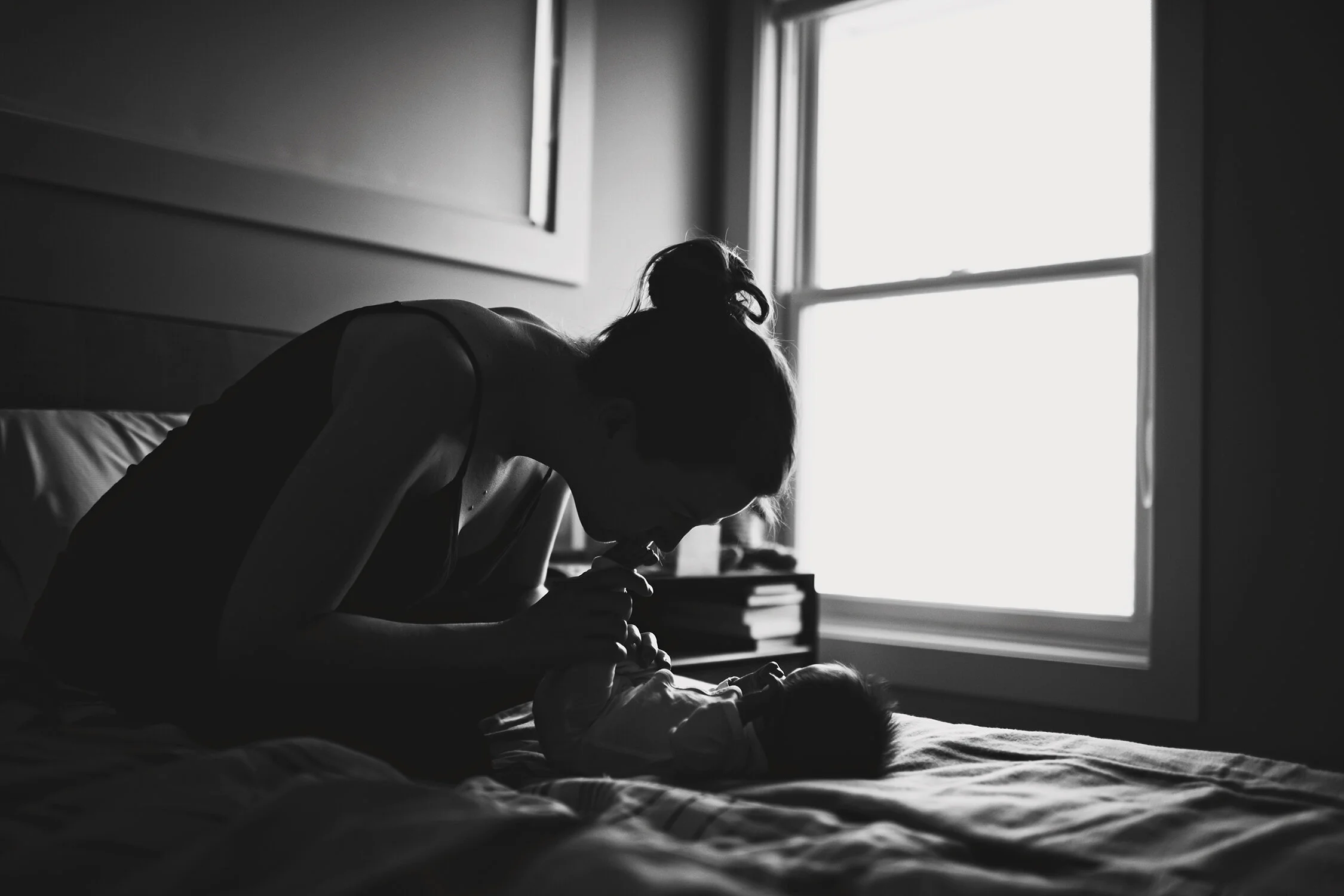 Minneapolis-newborn-photographer-in-home-documentary-03092020.jpg