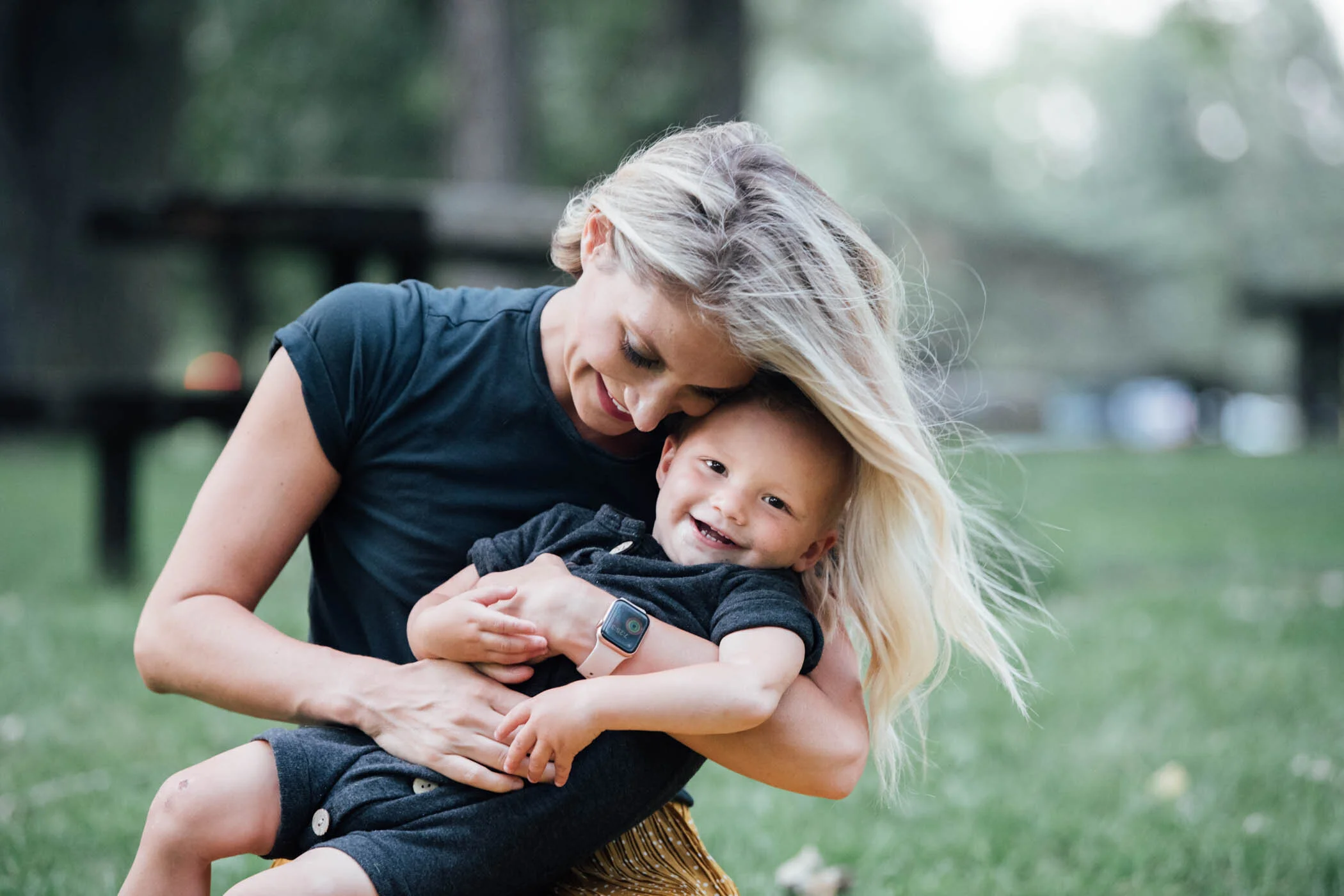 Minneapolis_Documentary_Family_PhotographerS_huttersmack082406.jpg