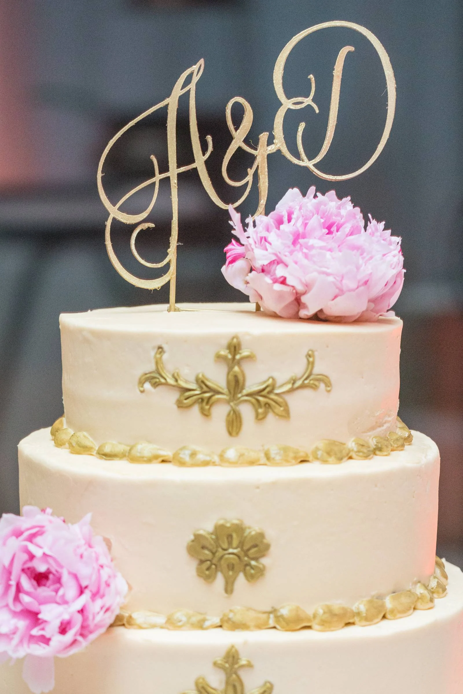 ayesha cake 2.jpg