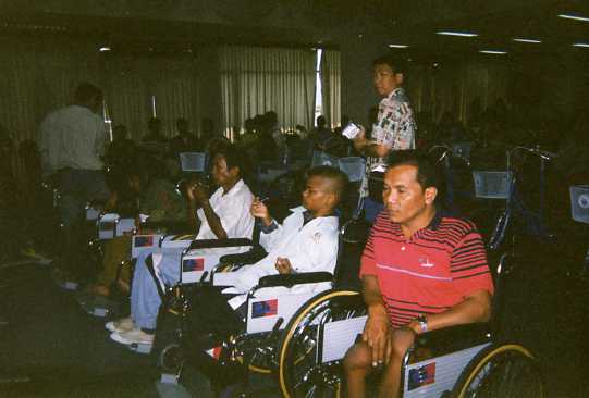 wheelchair001.jpg