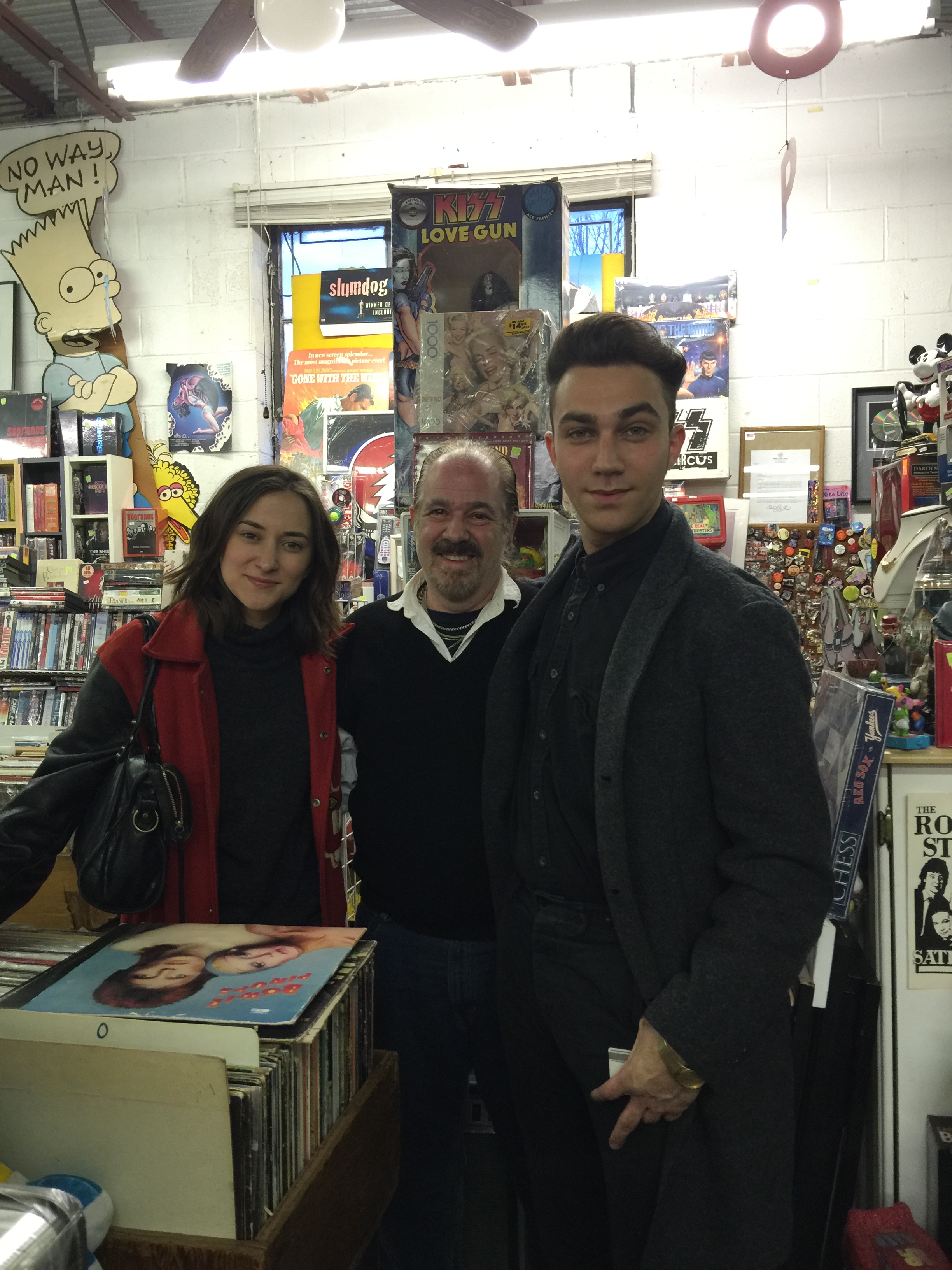 Actor Luke Brandon and Actress Zelda Williams stop by EZ2collect