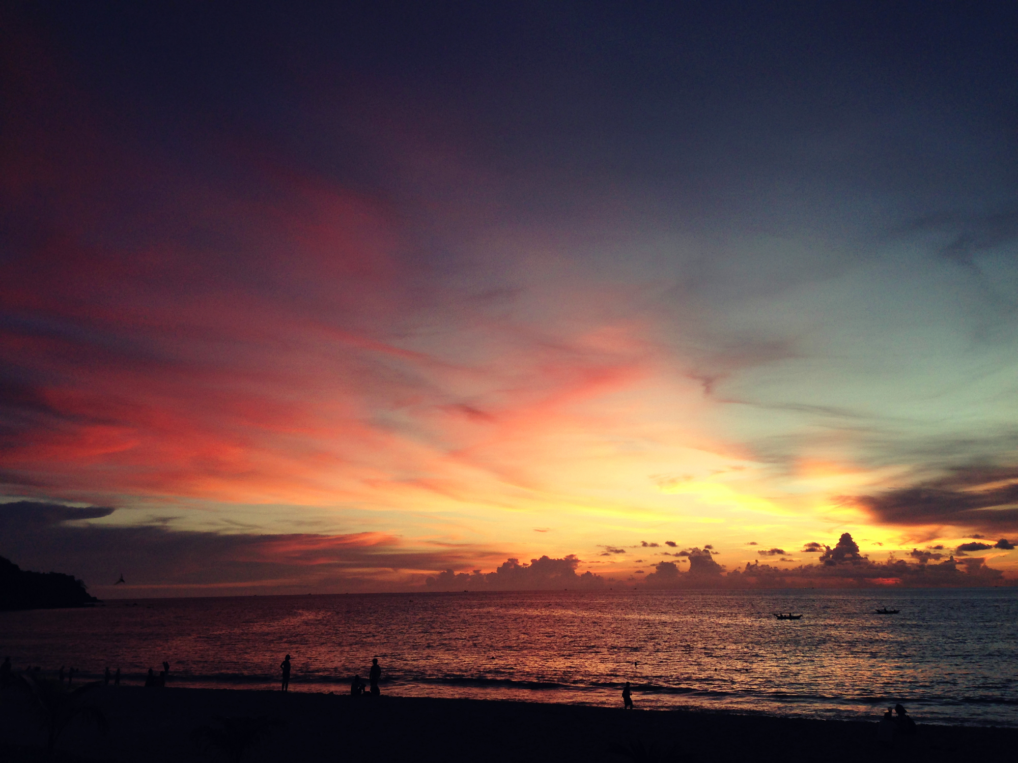 Sometimes I like to stop and take pictures of sunsets okay? Thailand 2014