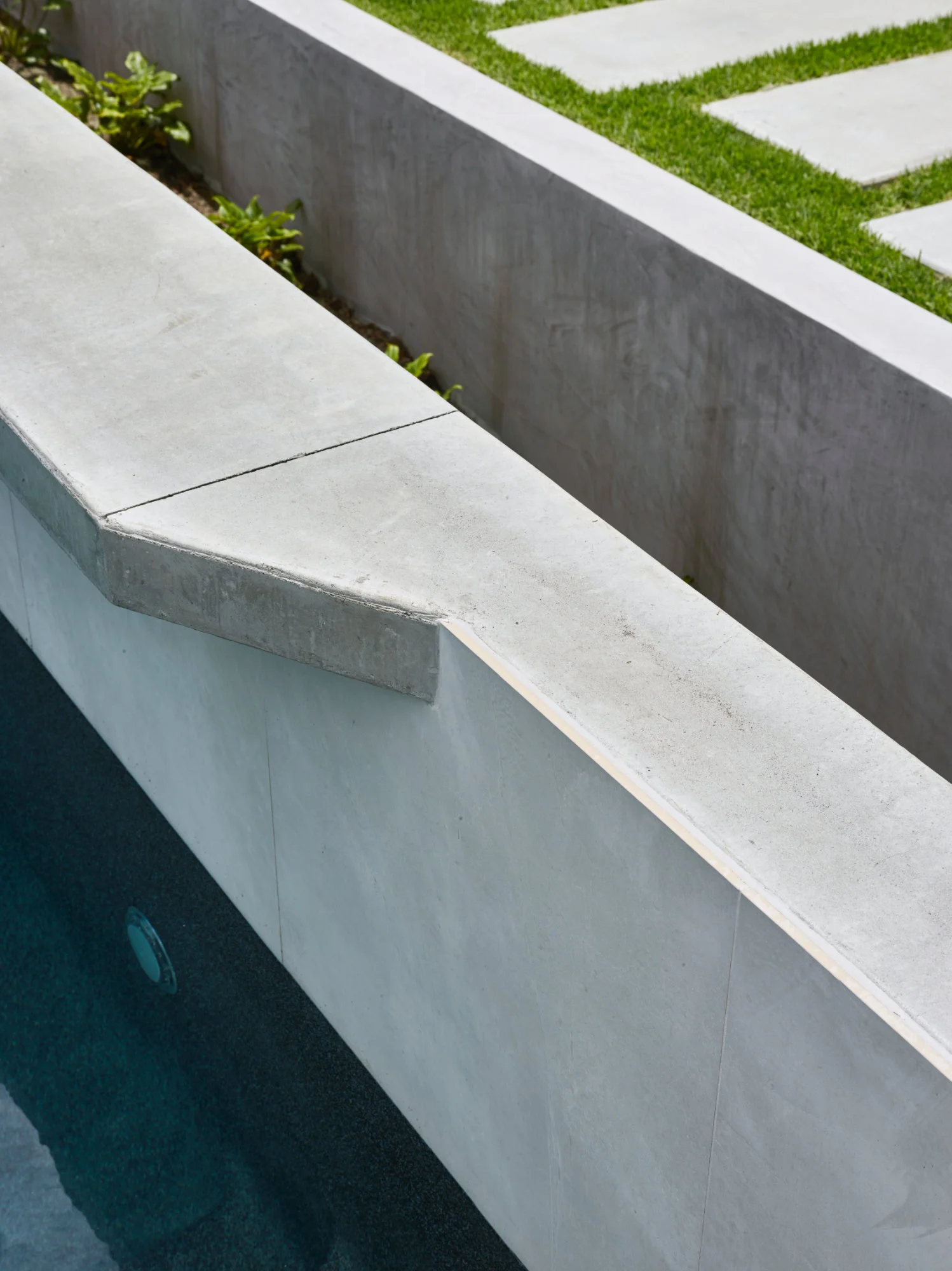  Pool architecture, off-form concrete in New Farm, Brisbane 