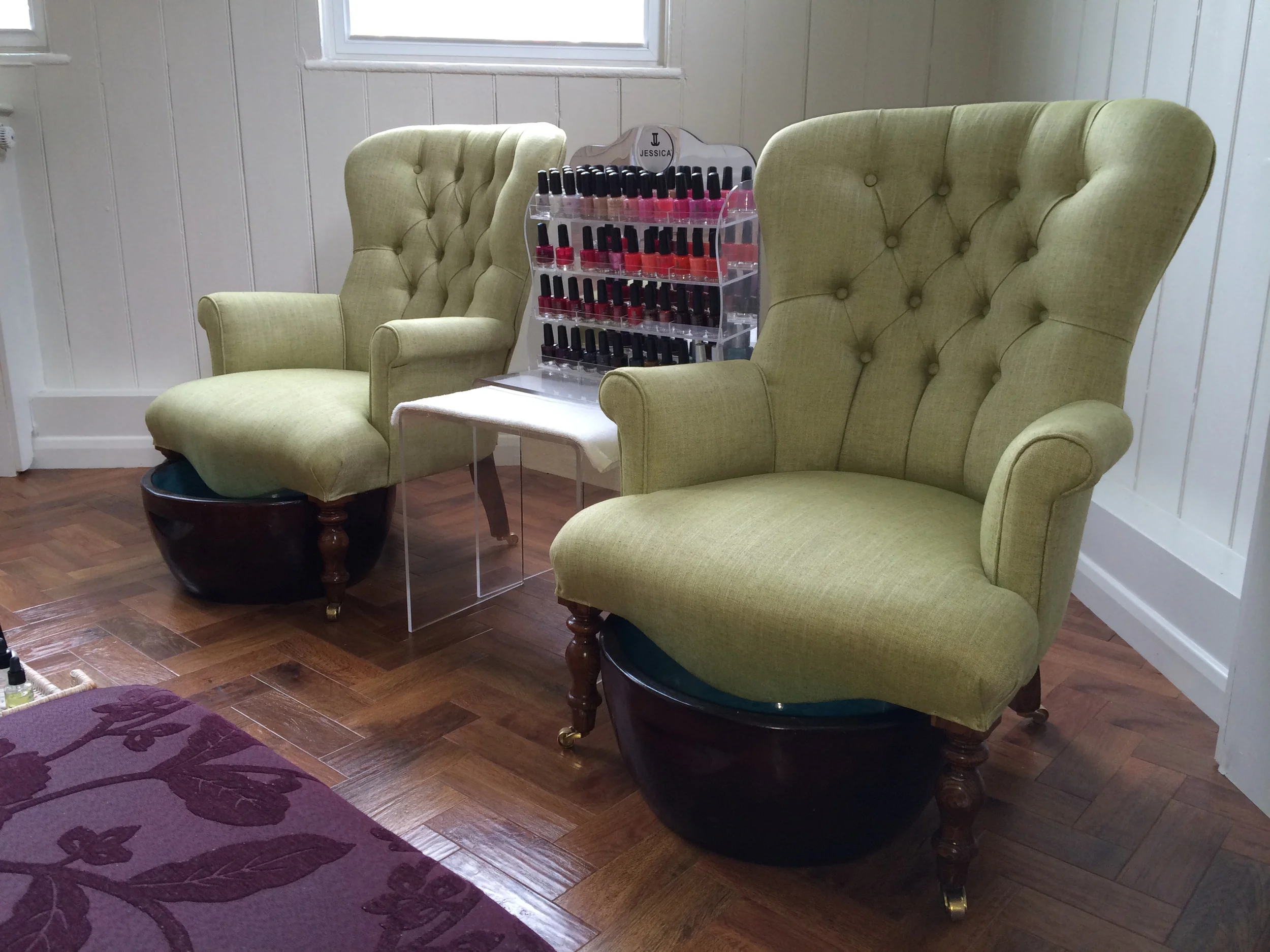 This week I did these two little button back chairs for Kubu Spa in Henley. The chairs are used for the manicure and pedicure treatments. They look fantastic in this beautiful room. The fabric is in 'Apple' from the Makeda Plains range by Harlequin. 